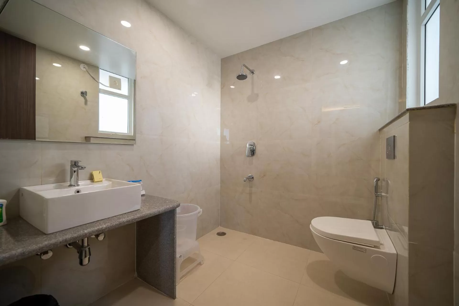 Bathroom in Sheerha Royal Residency-Near Jaipur Airport