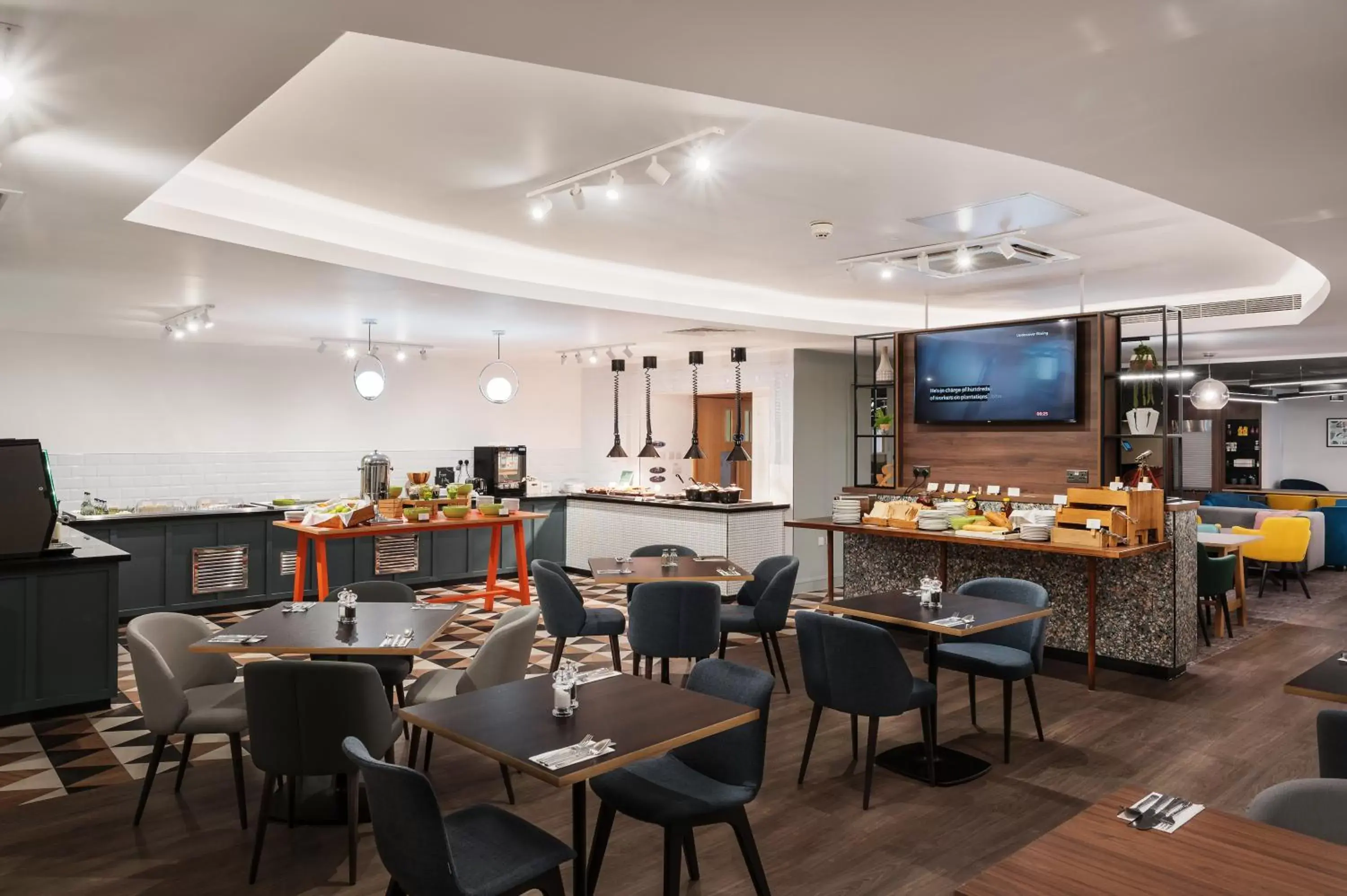 Restaurant/places to eat in Holiday Inn Rochester-Chatham by IHG Restaurant/places to eat in Holiday Inn Rochester-Chatham by IHG