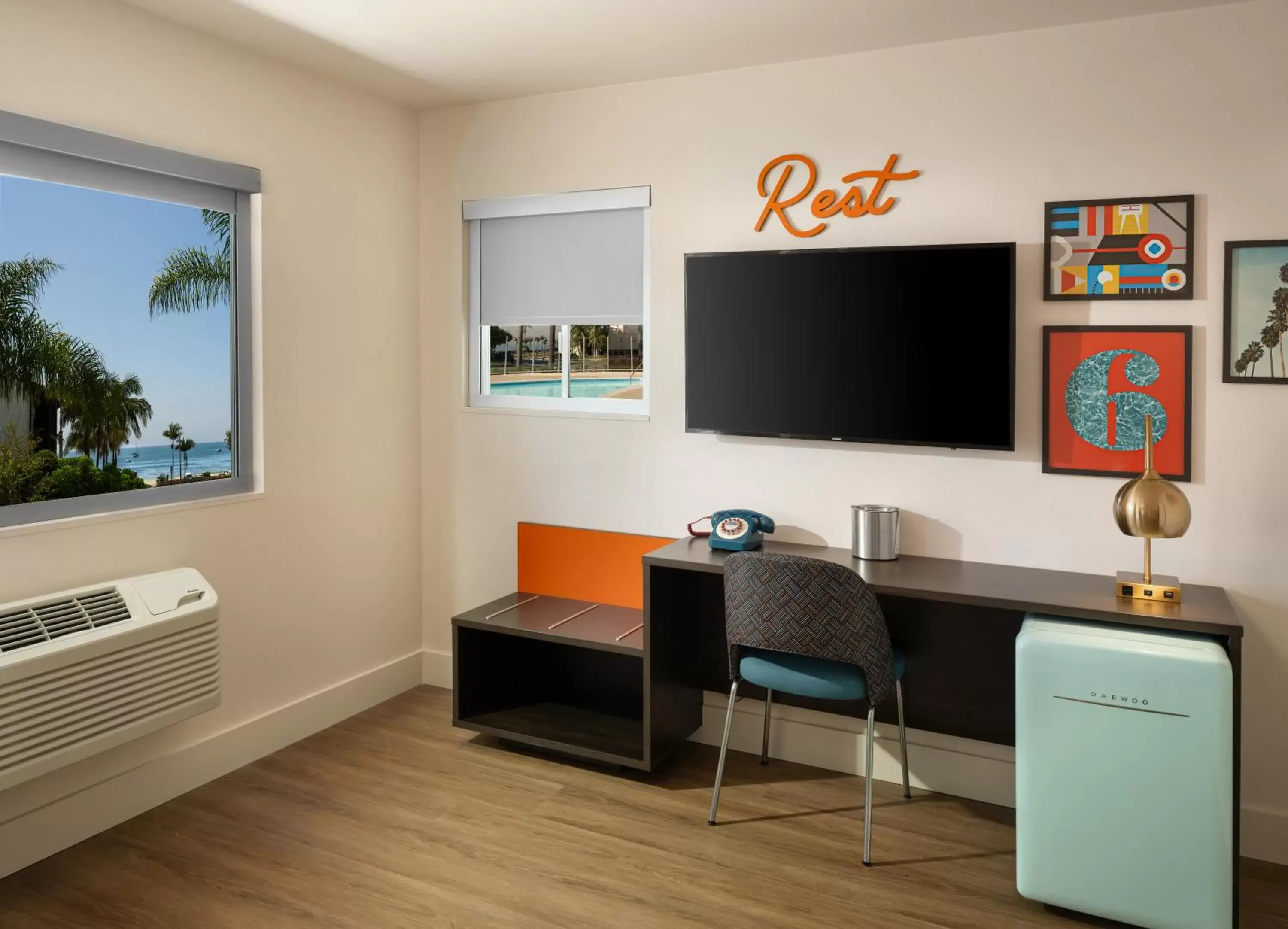 TV and multimedia, TV/Entertainment Center in Motel 6-Santa Barbara, CA - Beach