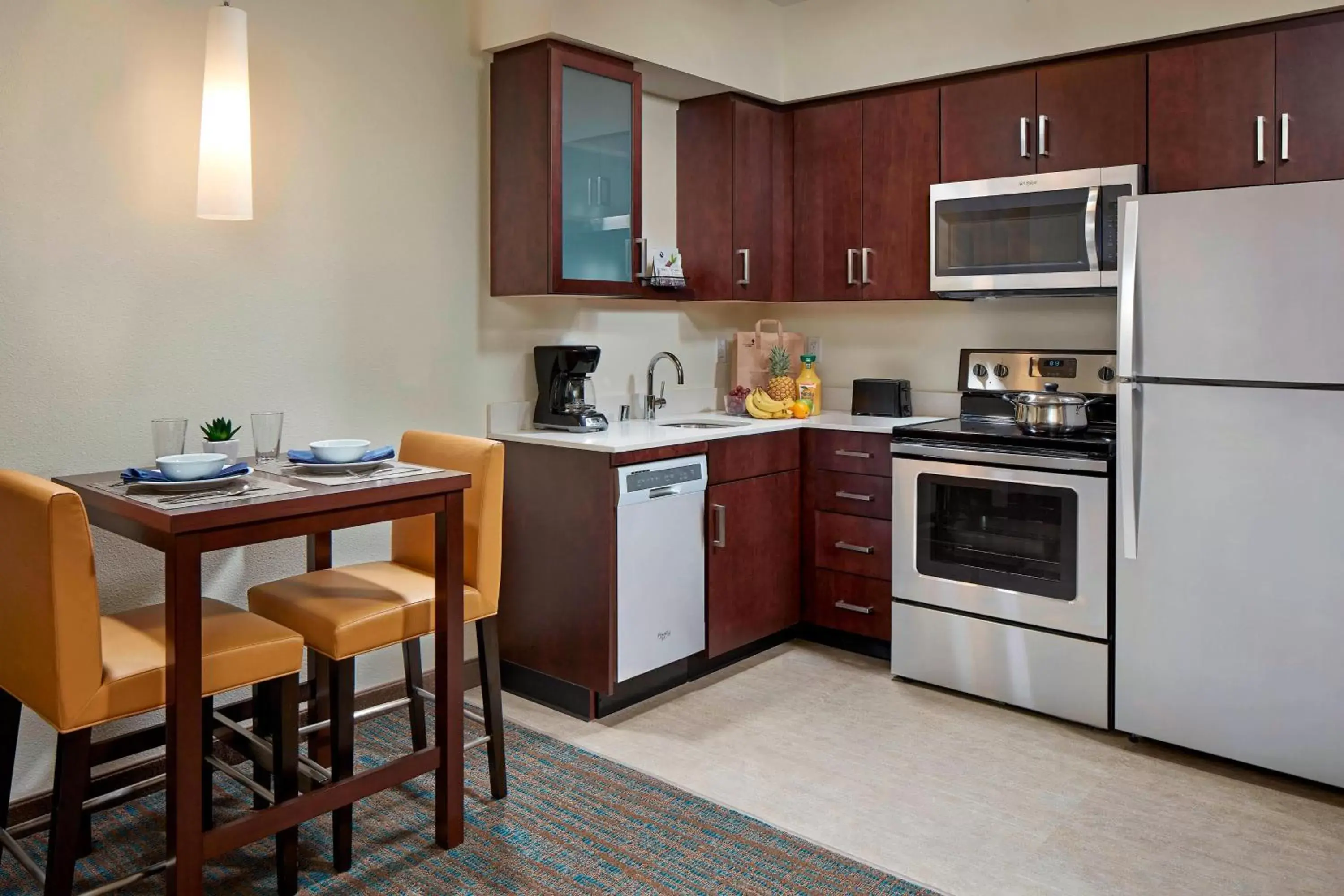 Kitchen or kitchenette, Kitchen/Kitchenette in Residence Inn by Marriott San Diego Chula Vista
