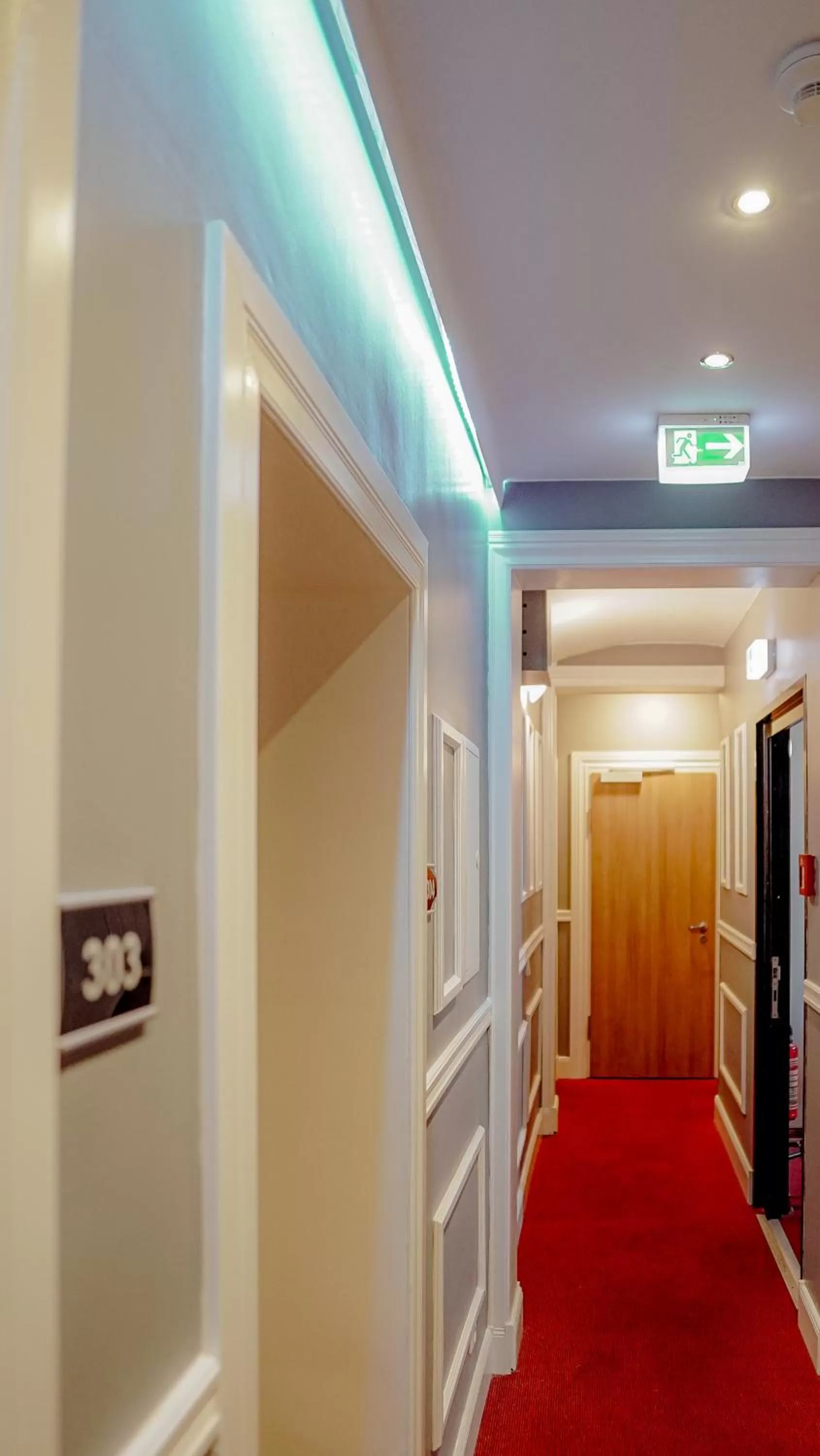 Property building in Hotel Prens Berlin