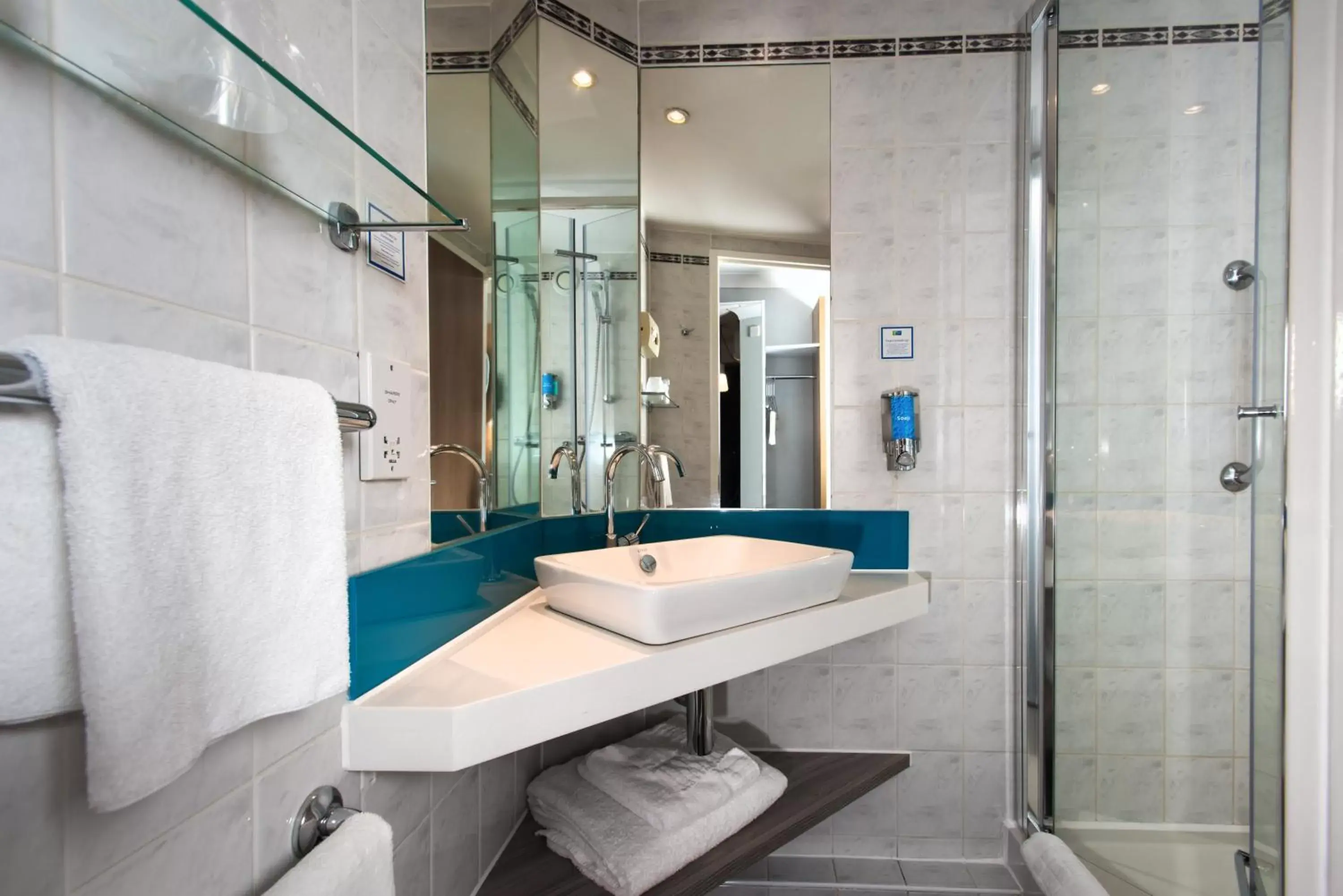 Bathroom in Holiday Inn Express London Greenwich, an IHG Hotel