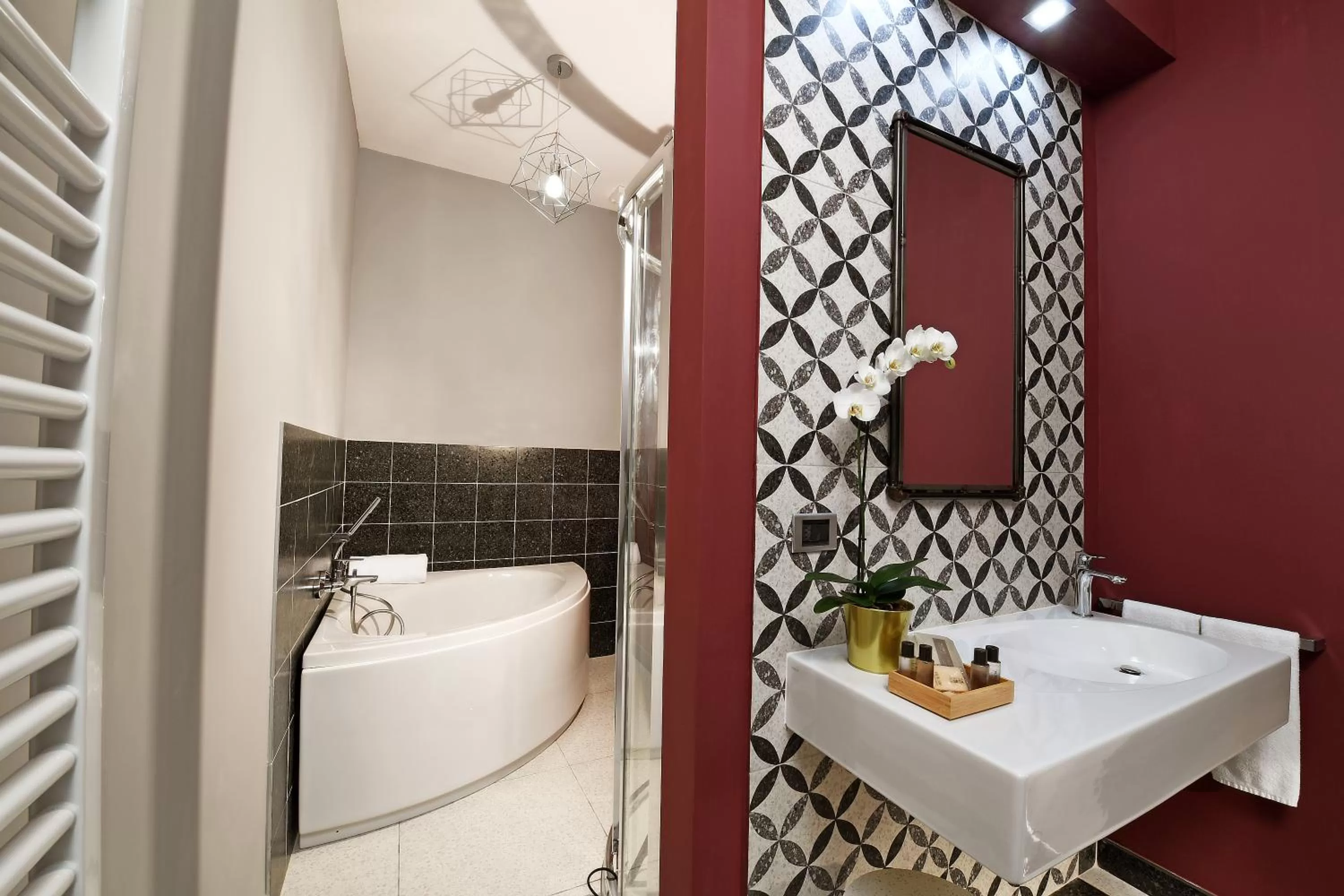 Bathroom in Panoramic Villa Garassino - country rooms and fine restaurant