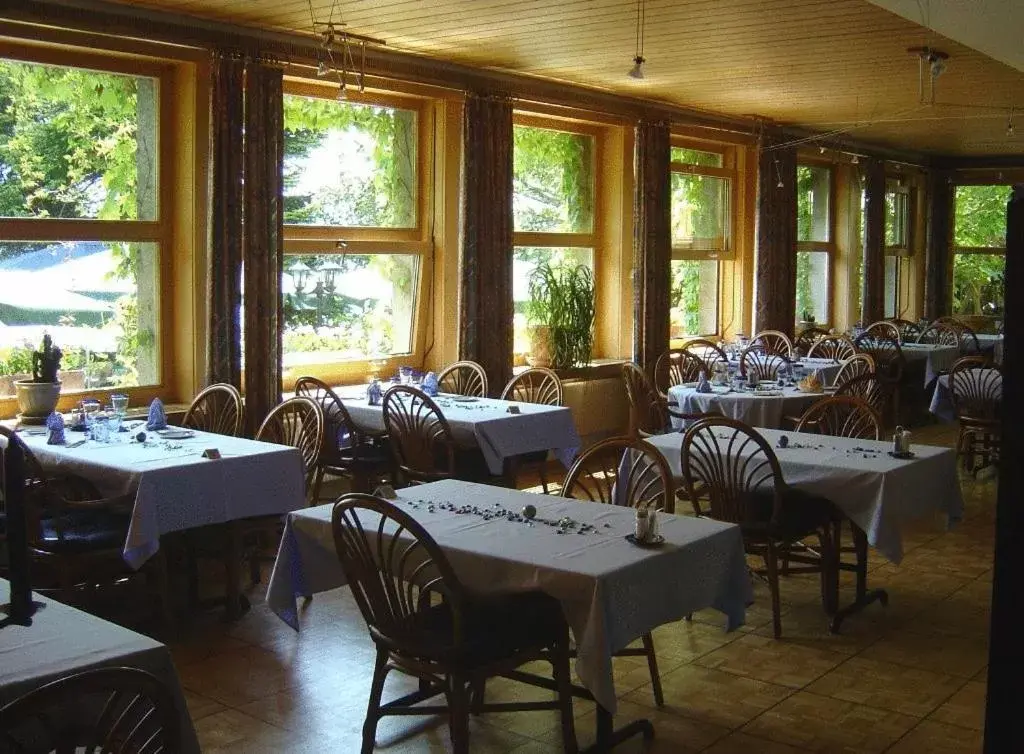 Restaurant/Places to Eat in Seehotel Bären