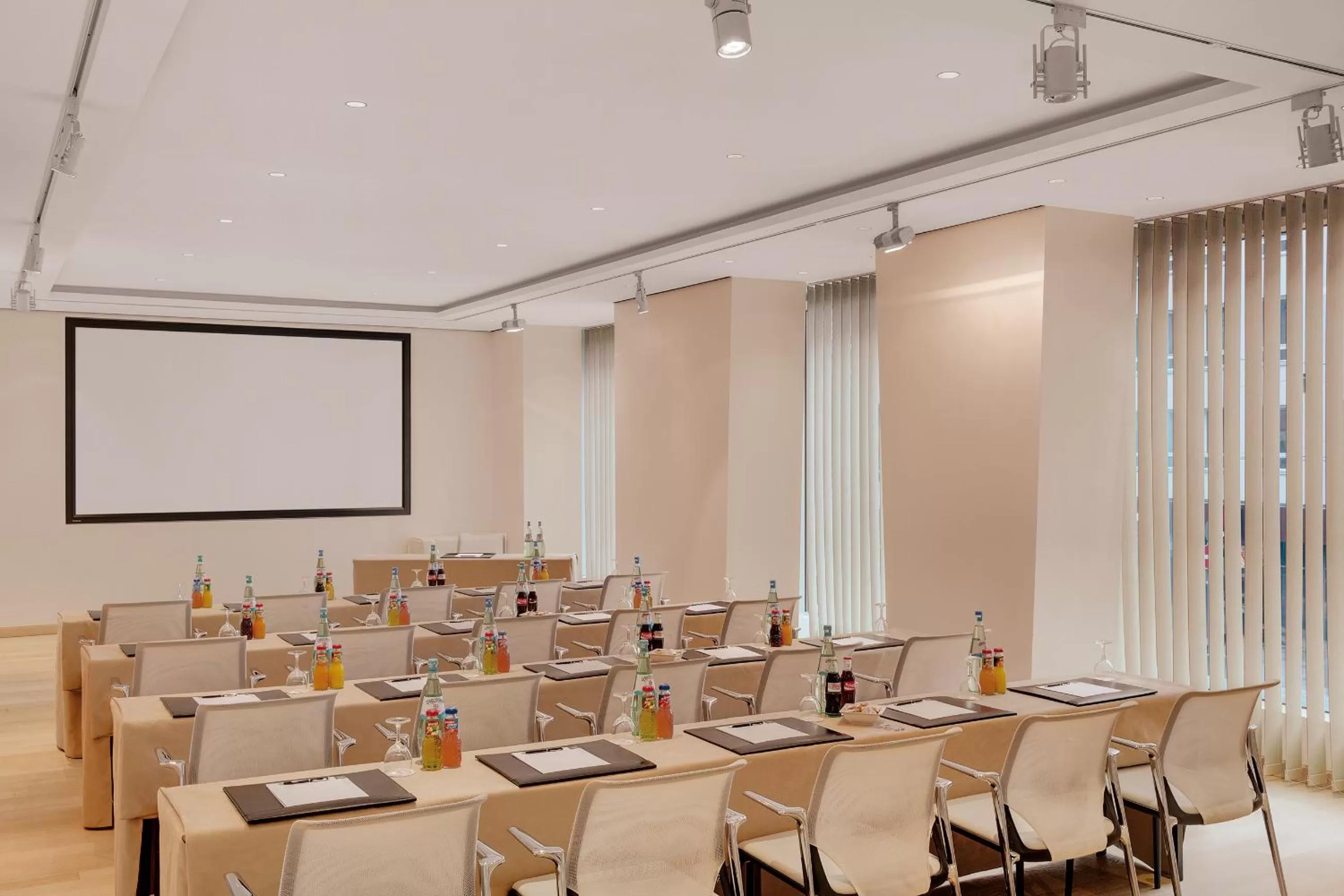 Business facilities in Excelsior by Geisel