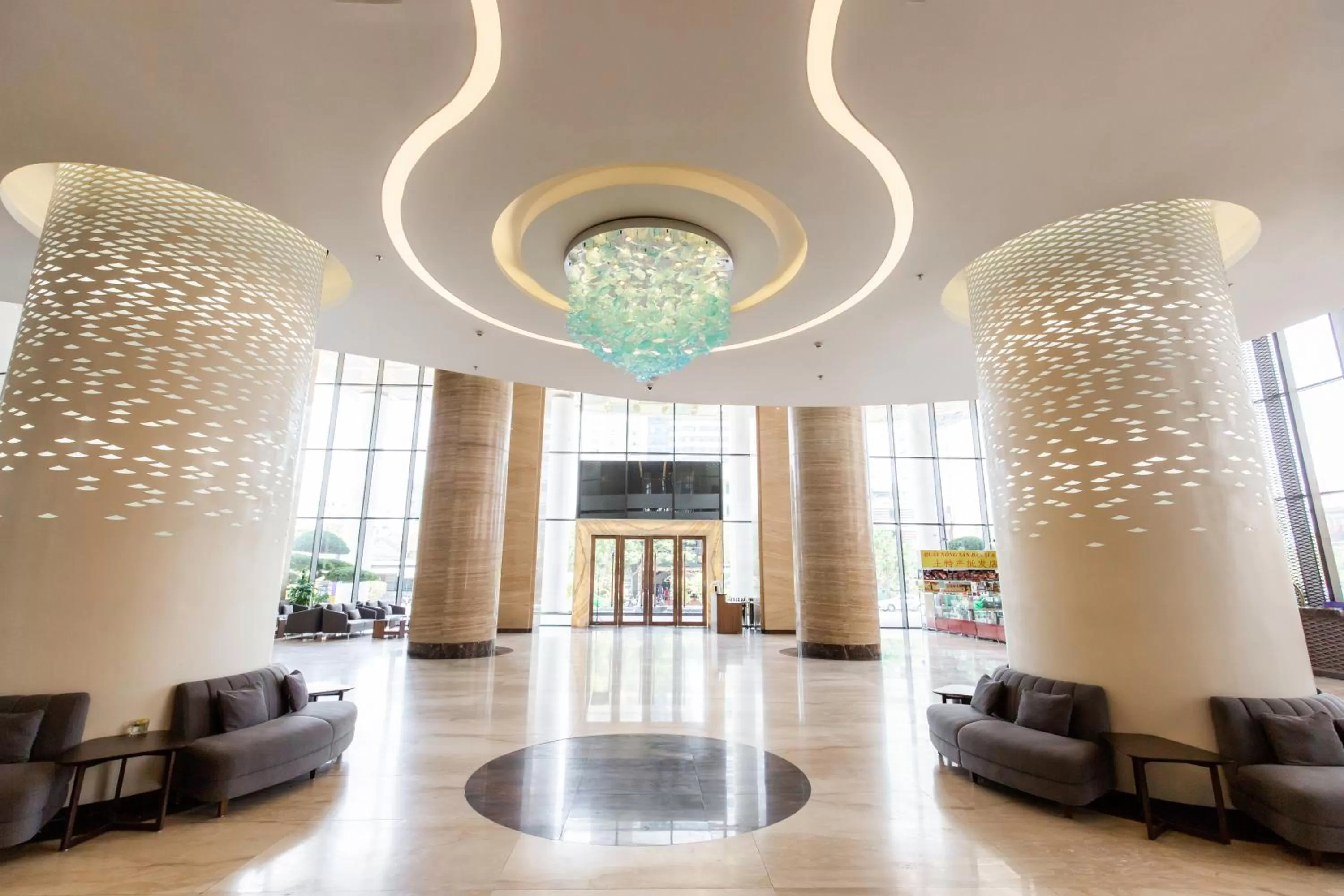 Lobby or reception in Muong Thanh Luxury Vien Trieu Nha Trang