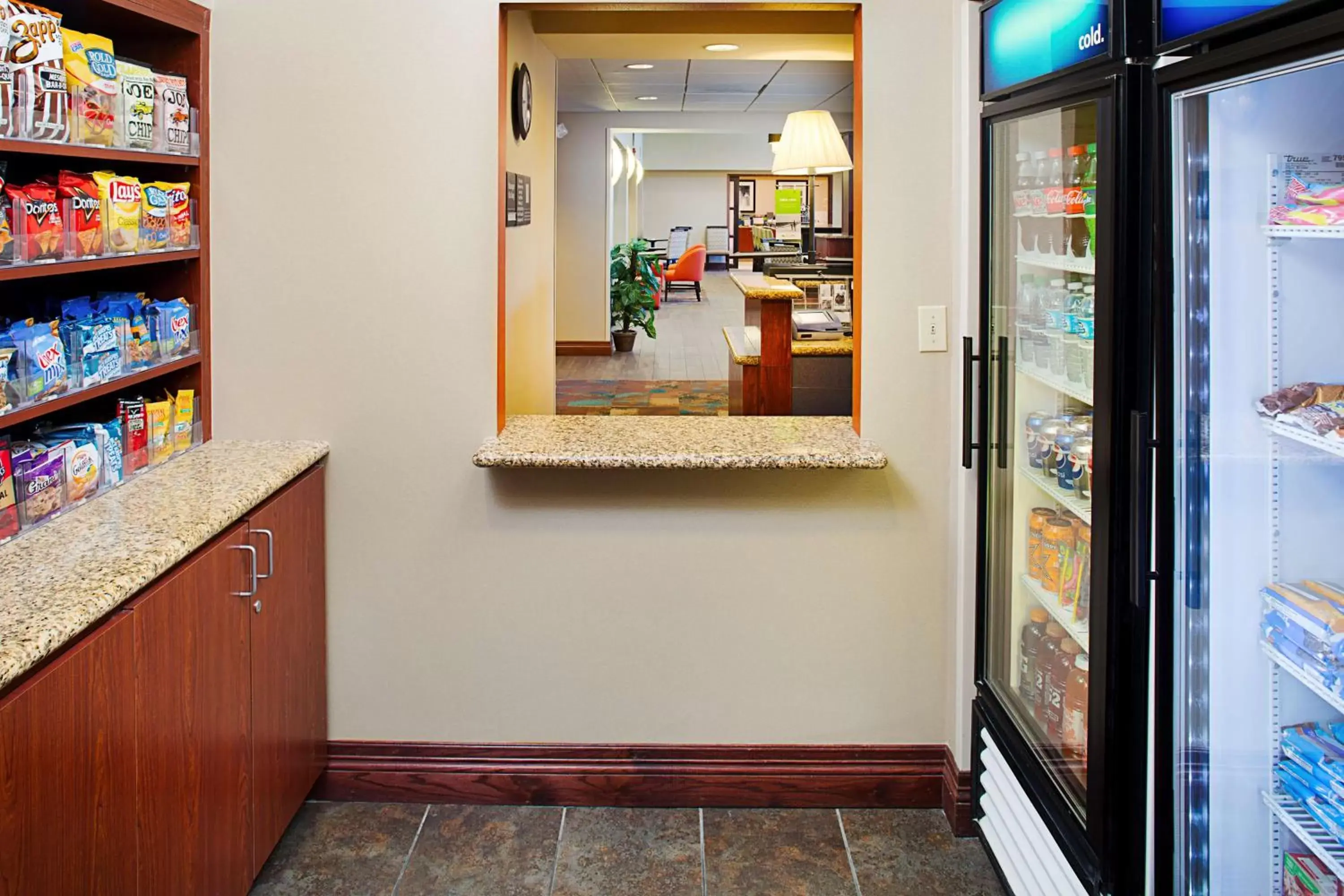 Restaurant/places to eat, Lobby/Reception in Hampton Inn & Suites Lancaster