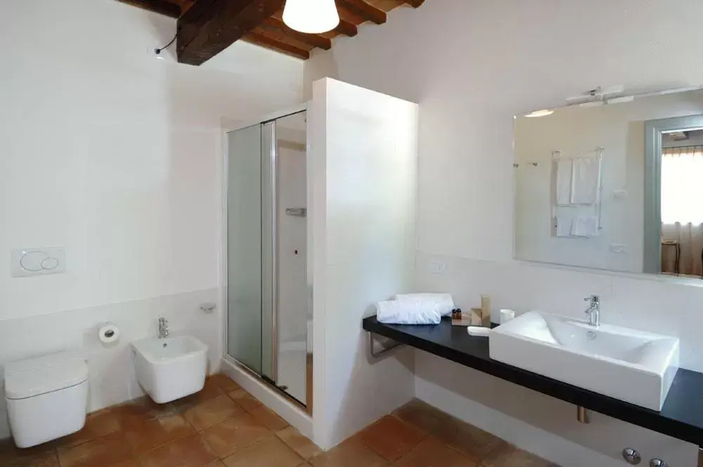 Bathroom in Locanda Della Picca