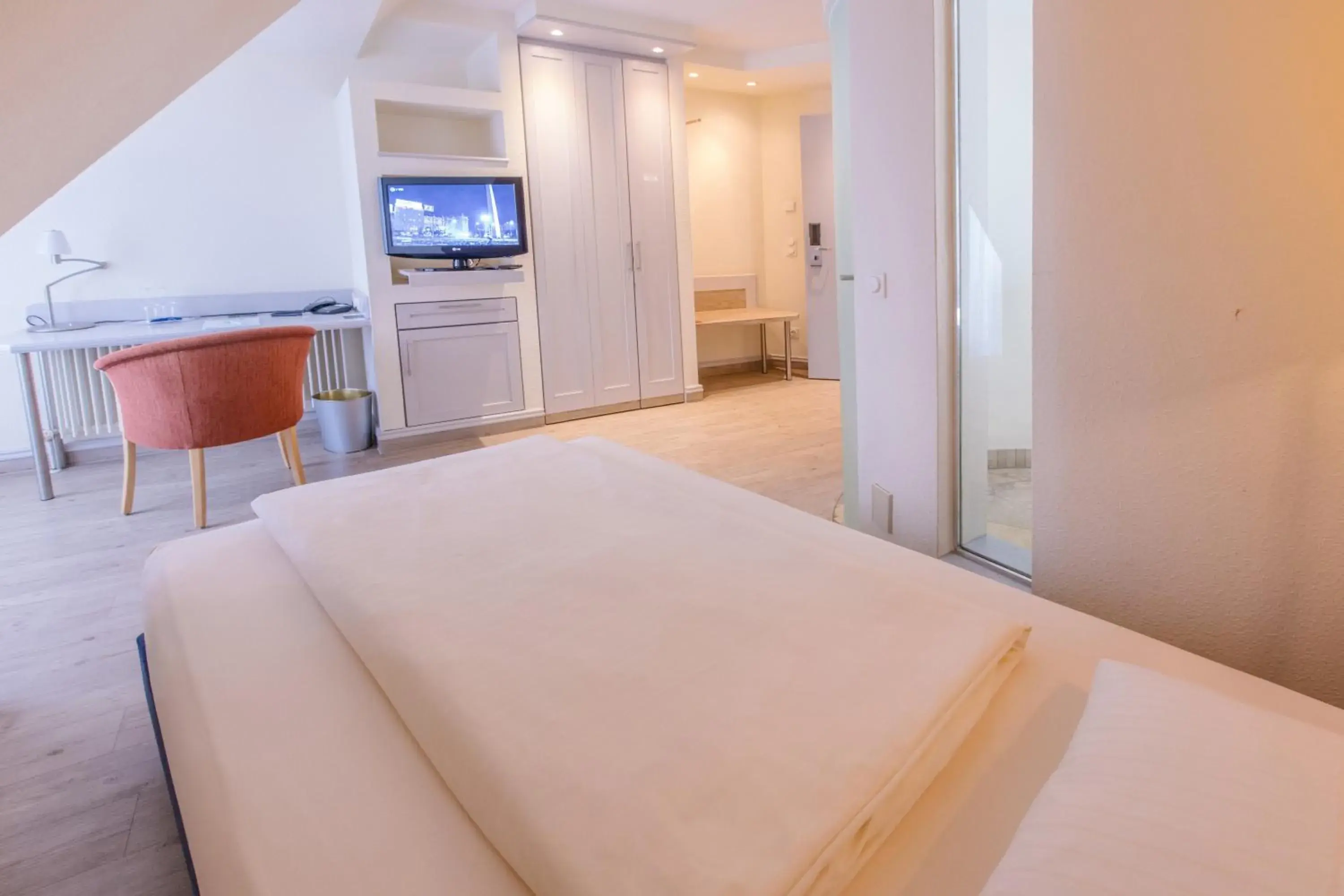 TV and multimedia, Bed in Hotel Gasthaus Rottner TV and multimedia, Bed in Hotel Gasthaus Rottner