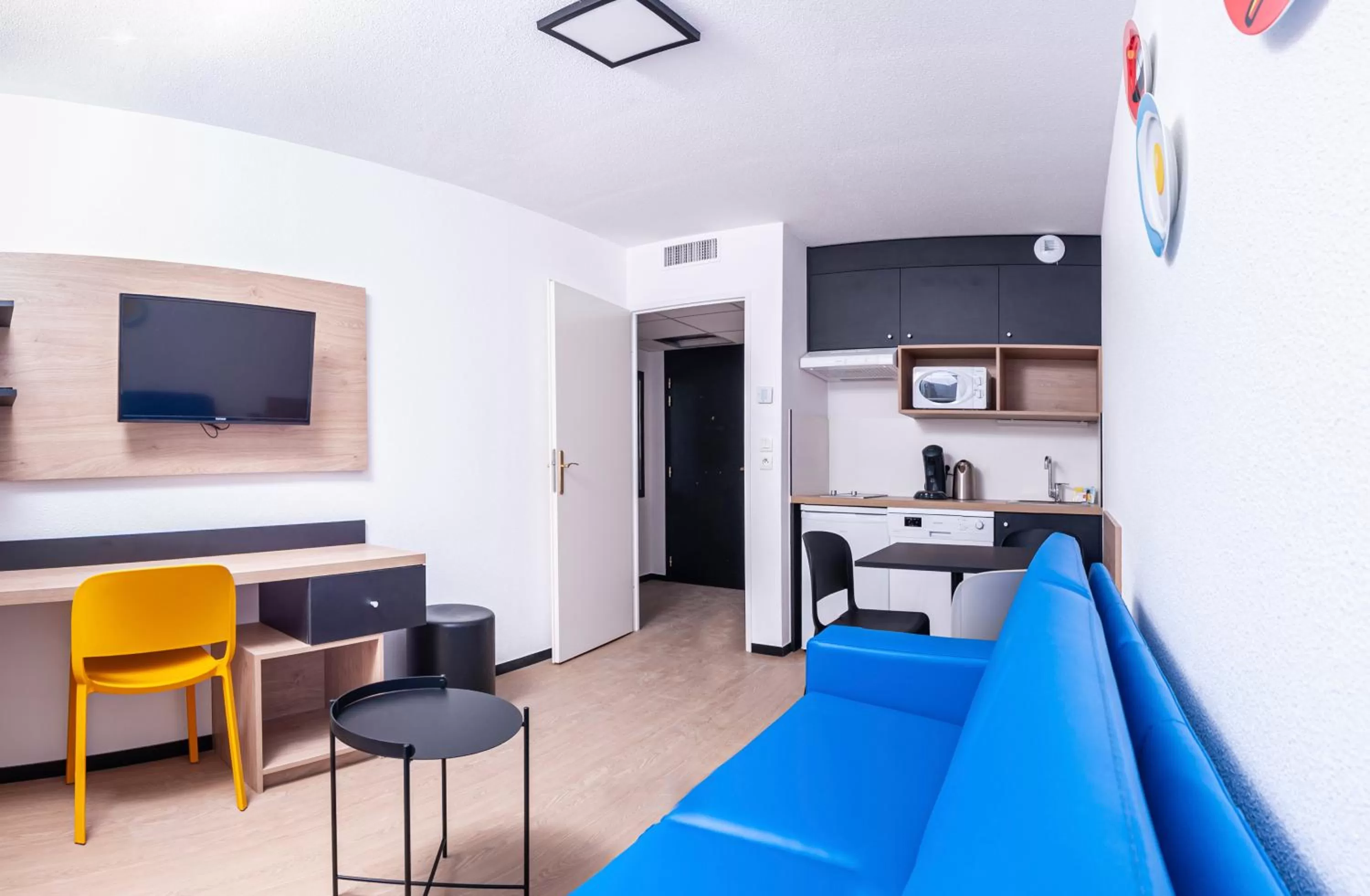 Living room in Apparthotel Le Hüb Grenoble