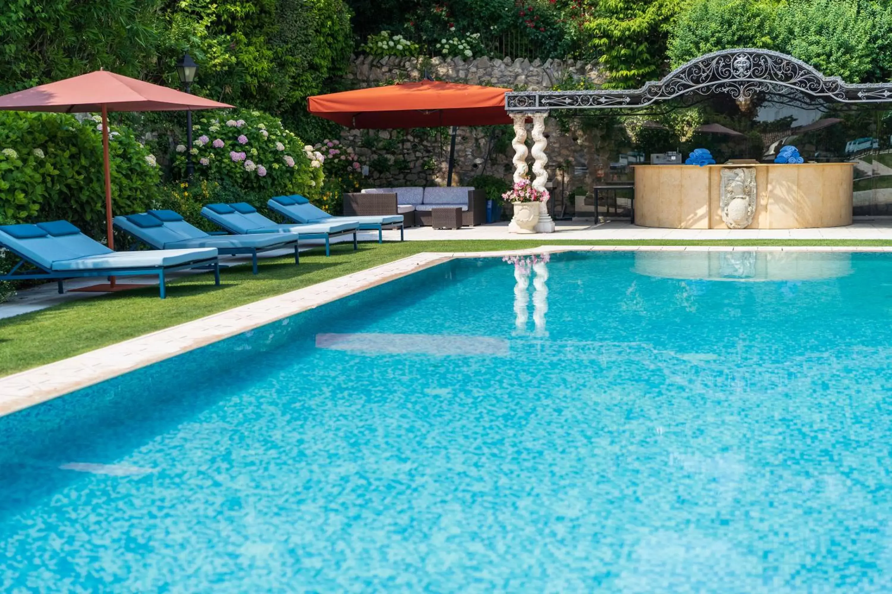 Swimming Pool in Byblos Art Hotel Villa Amistà