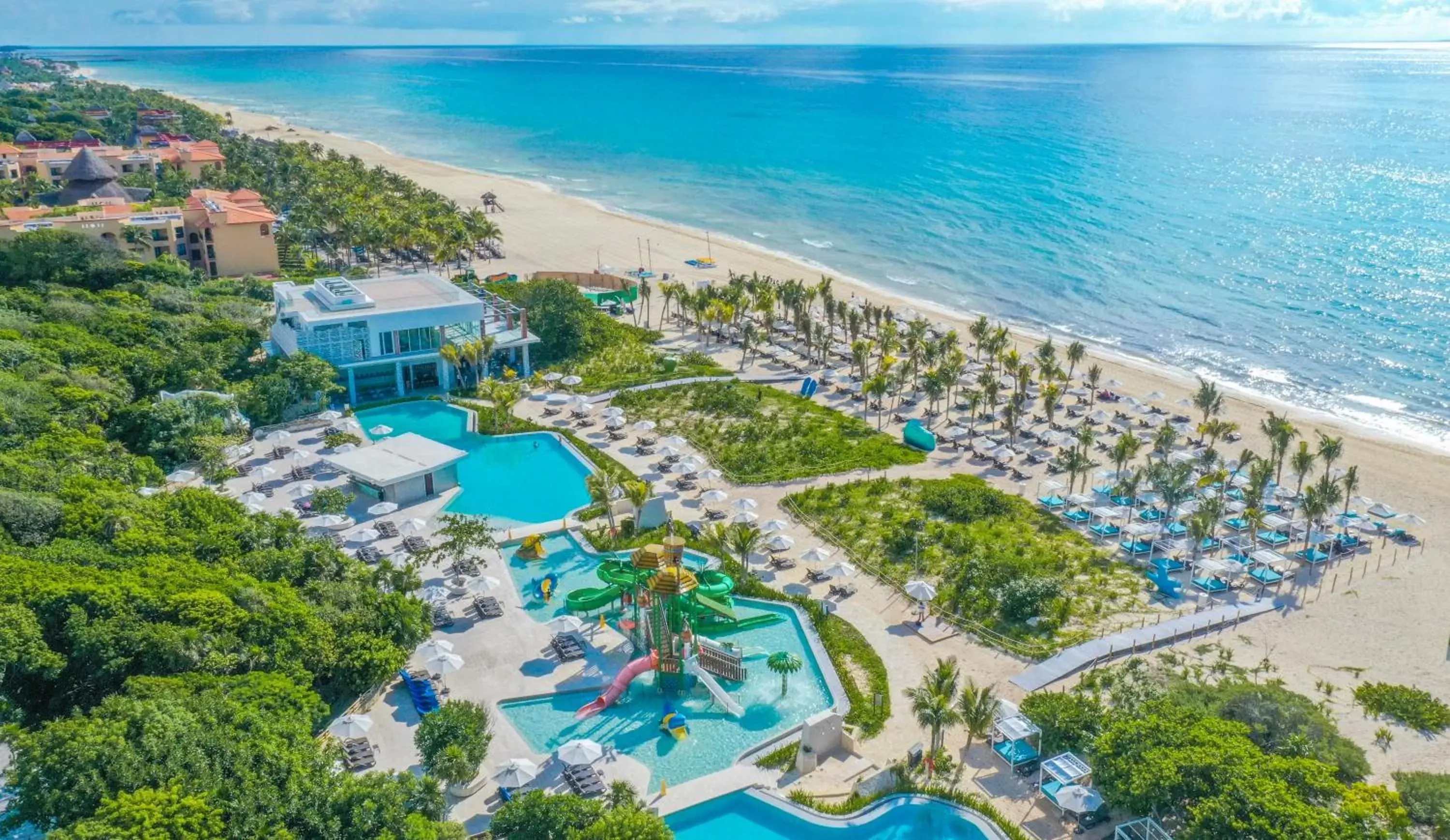 Bird's eye view, Bird's-eye View in Sandos Playacar All Inclusive