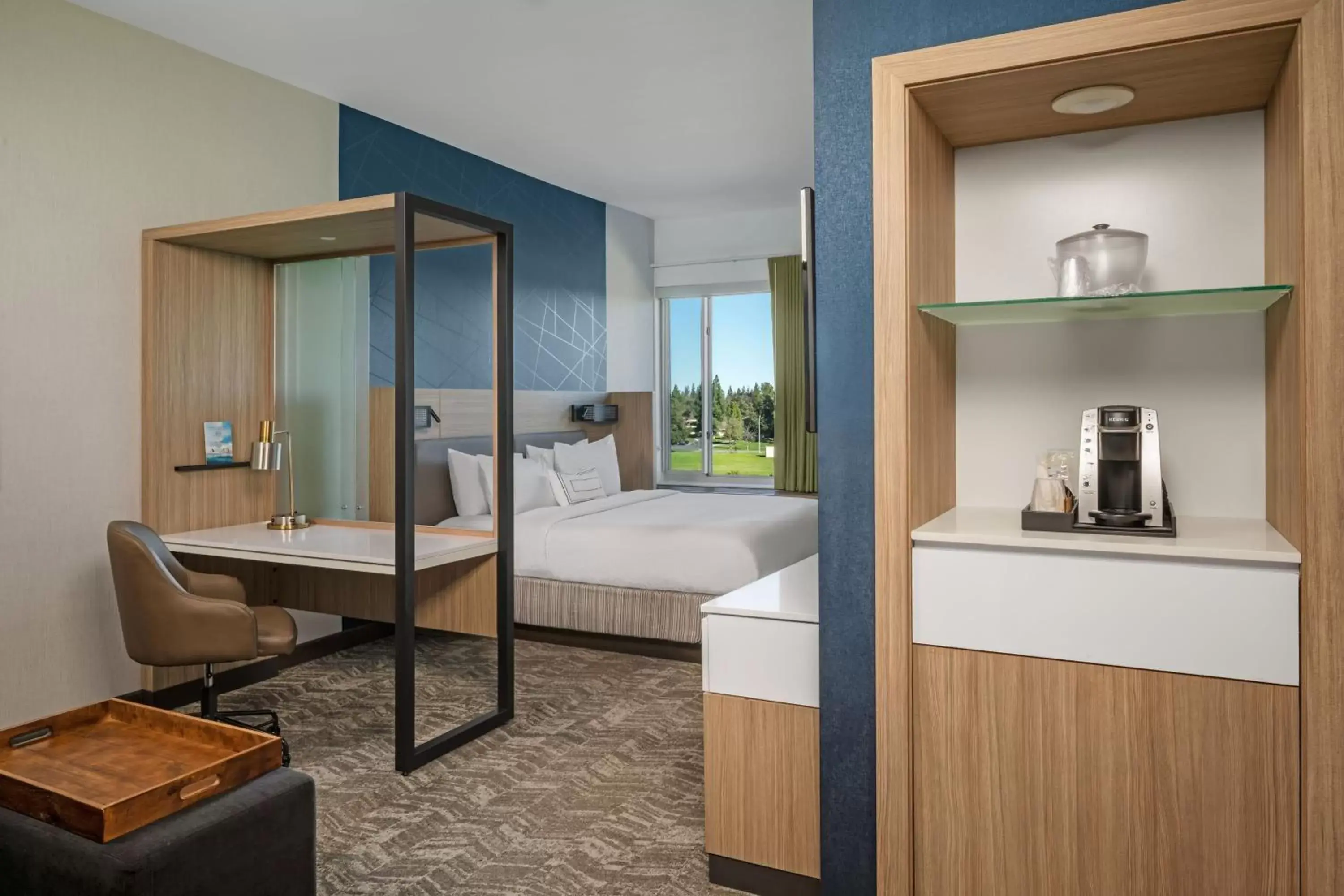 Bedroom in SpringHill Suites by Marriott West Sacramento