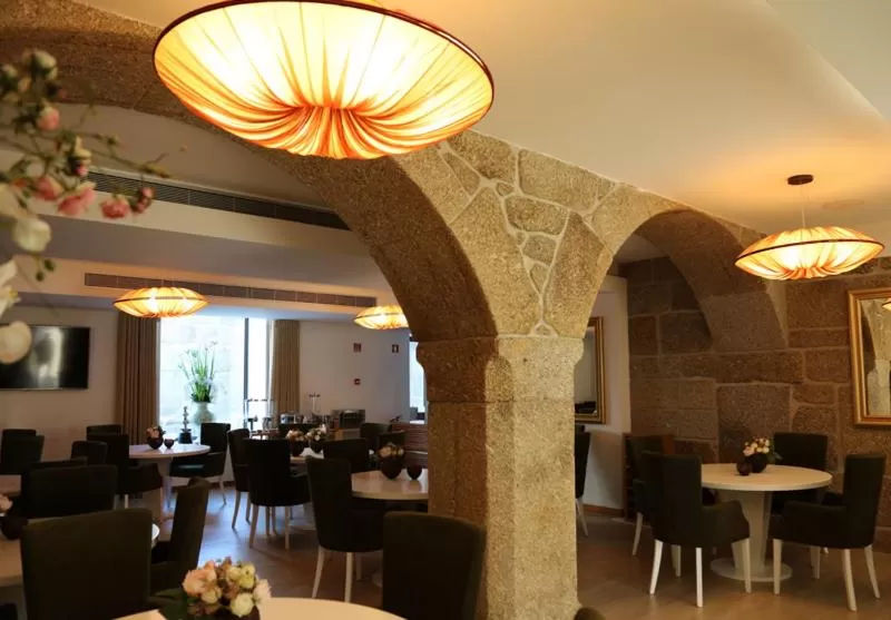 Restaurant/places to eat in Hotel Rural Quinta das Quintães