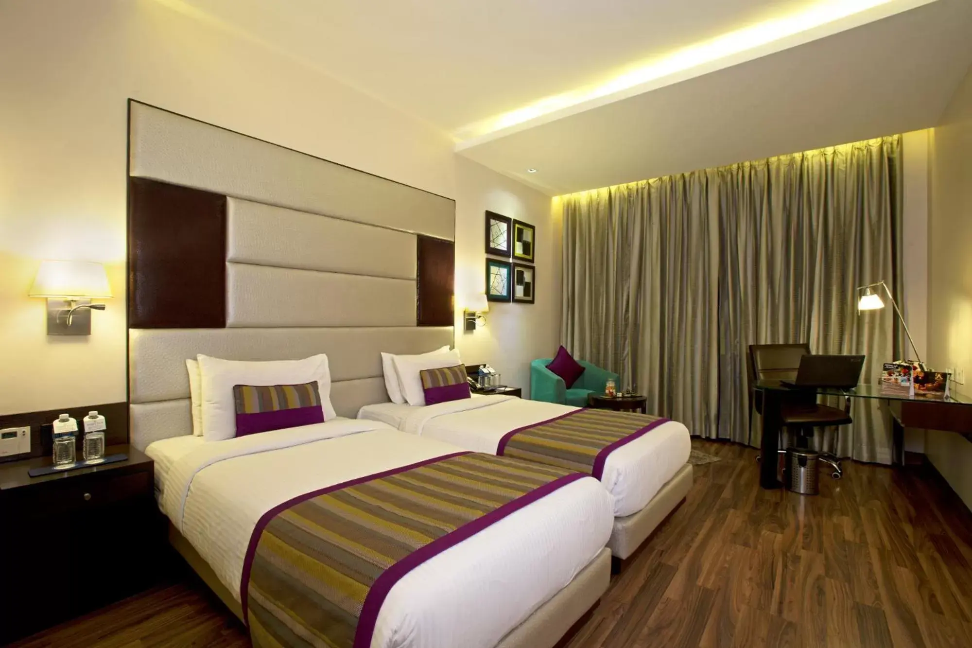 Bed in Golden Tulip Chandigarh, Panchkula