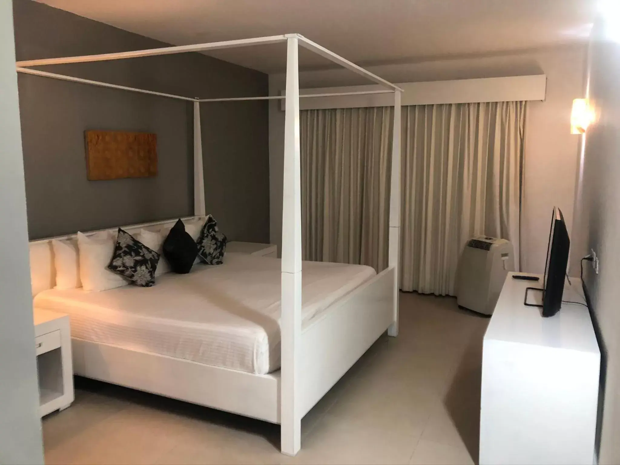 Bed in Aldea Thai