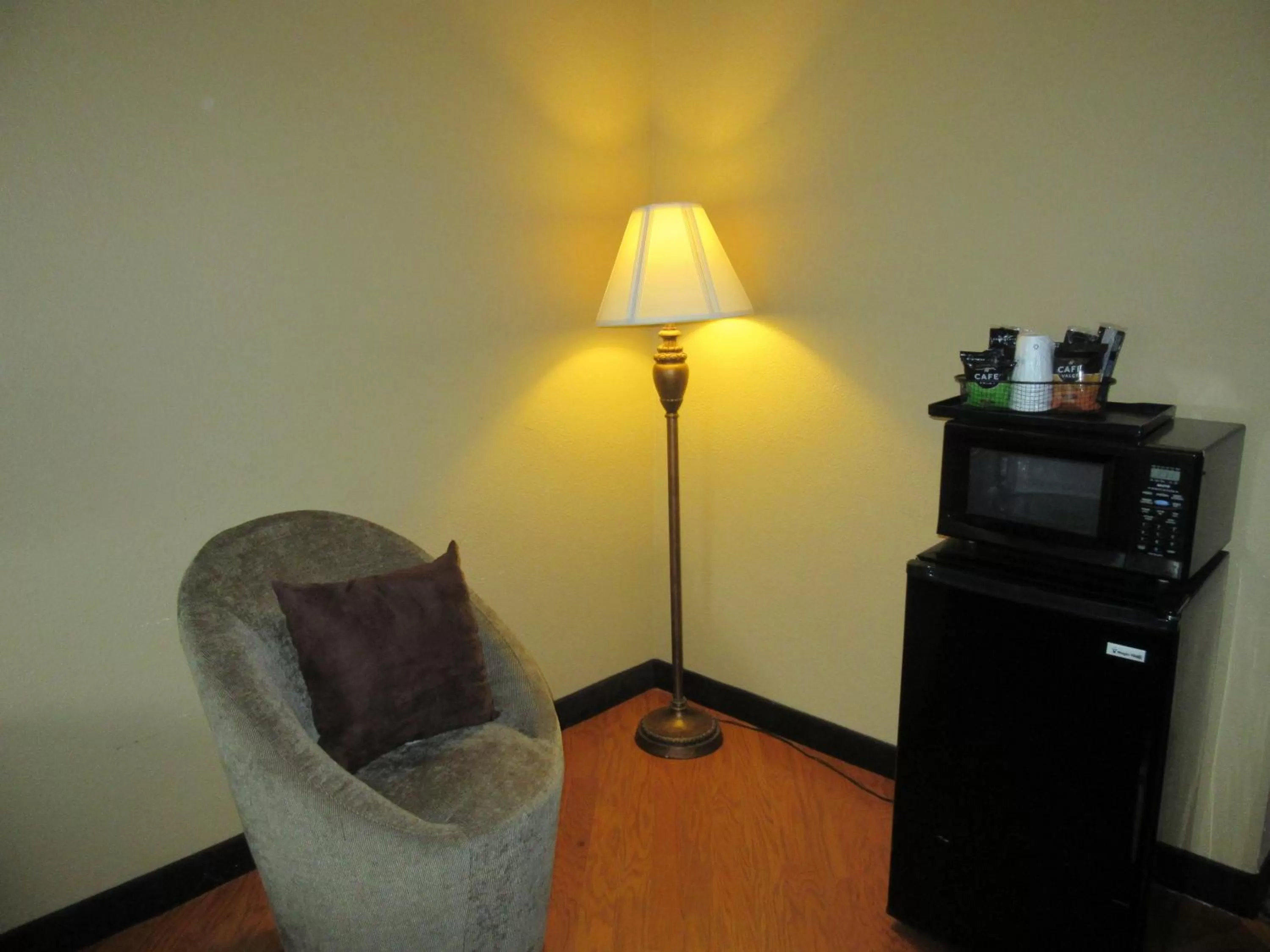 Decorative detail in Baymont by Wyndham Columbia Fort Jackson