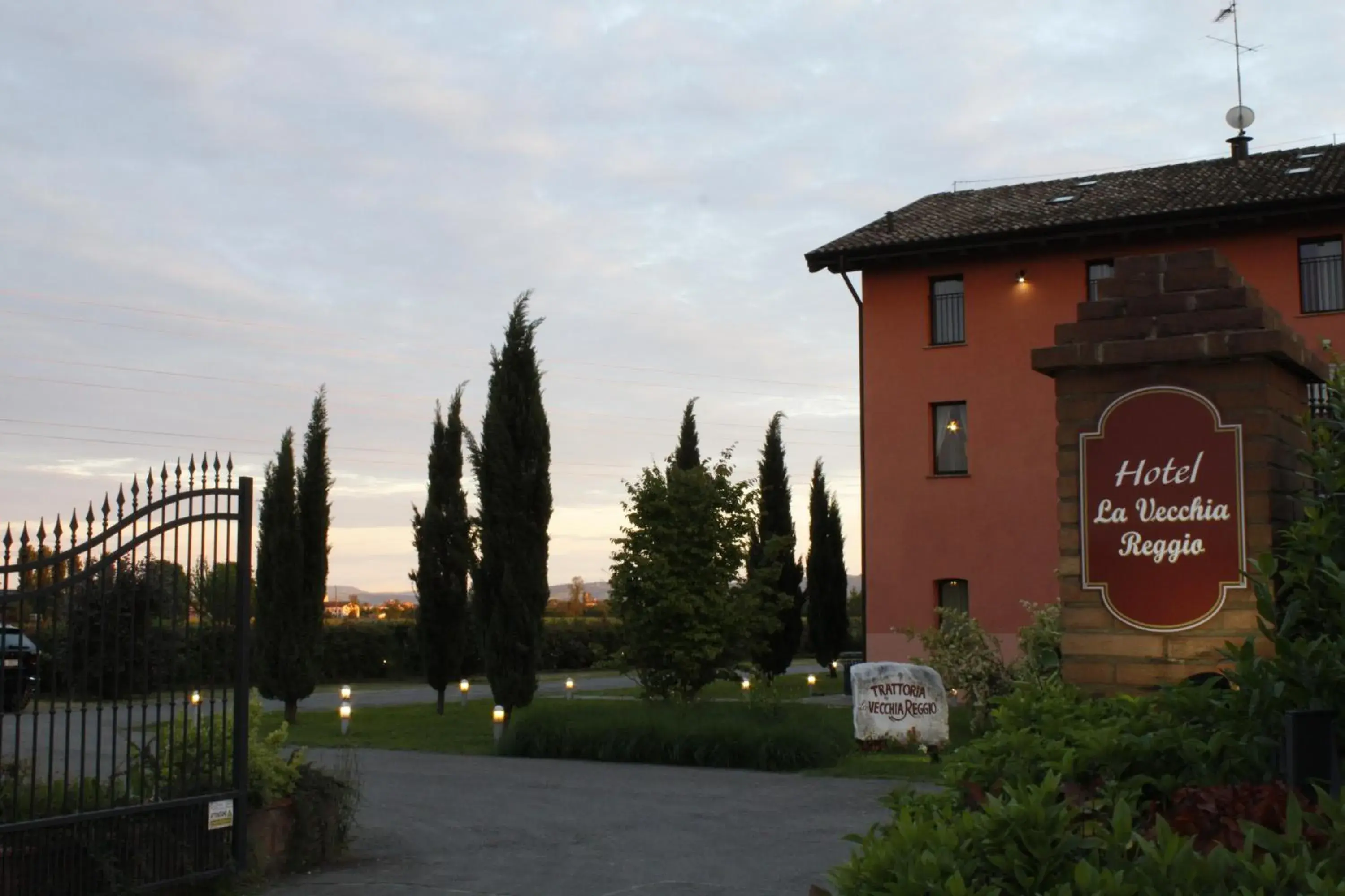 Property Building in Hotel La Vecchia Reggio