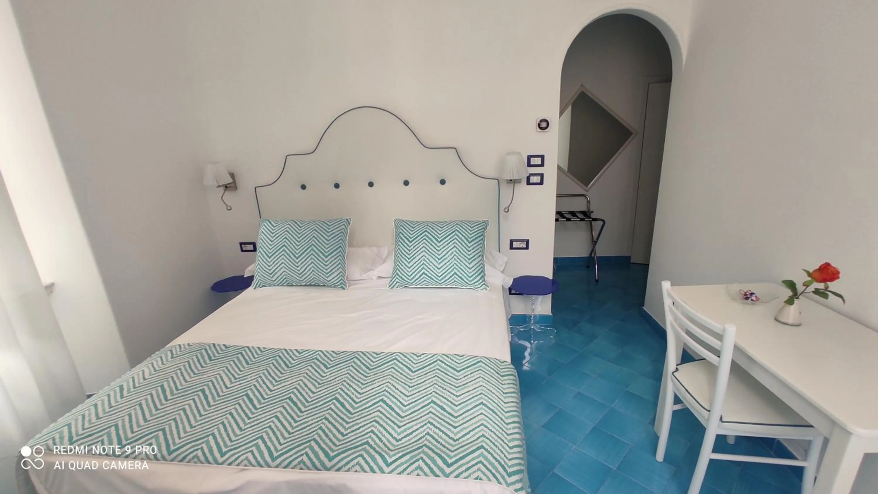 Photo of the whole room, Bed in Albergo S. Andrea