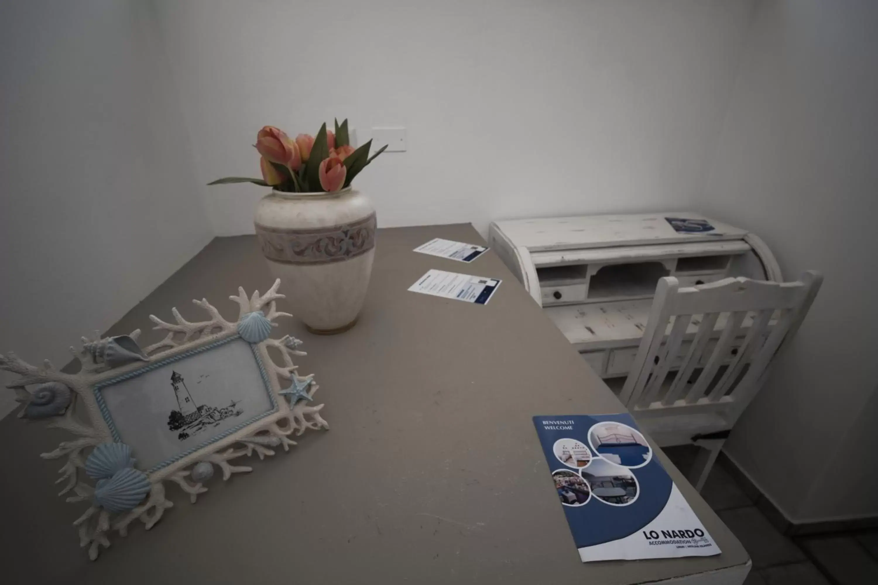 Seating area in Lo Nardo Accommodation