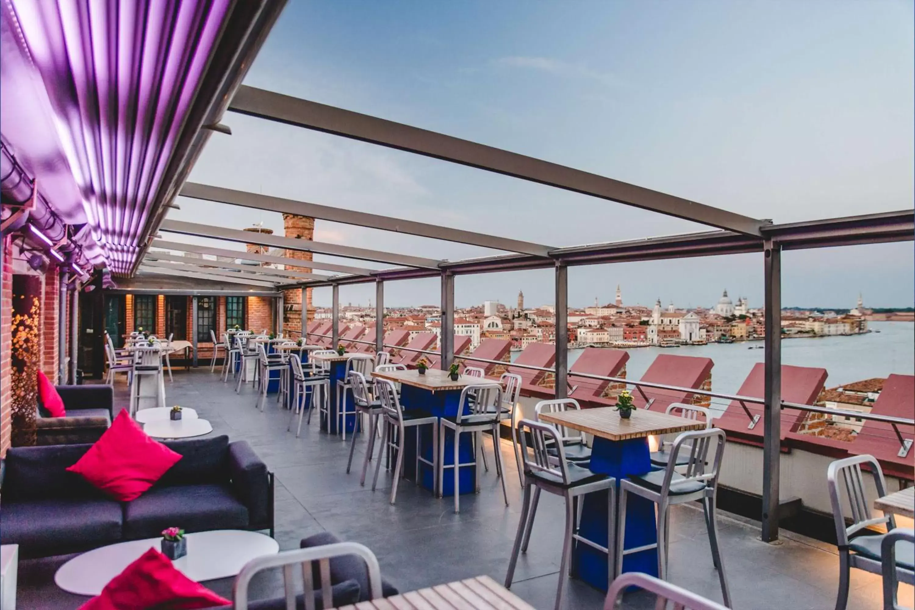Patio, Restaurant/Places to Eat in Hilton Molino Stucky Venice