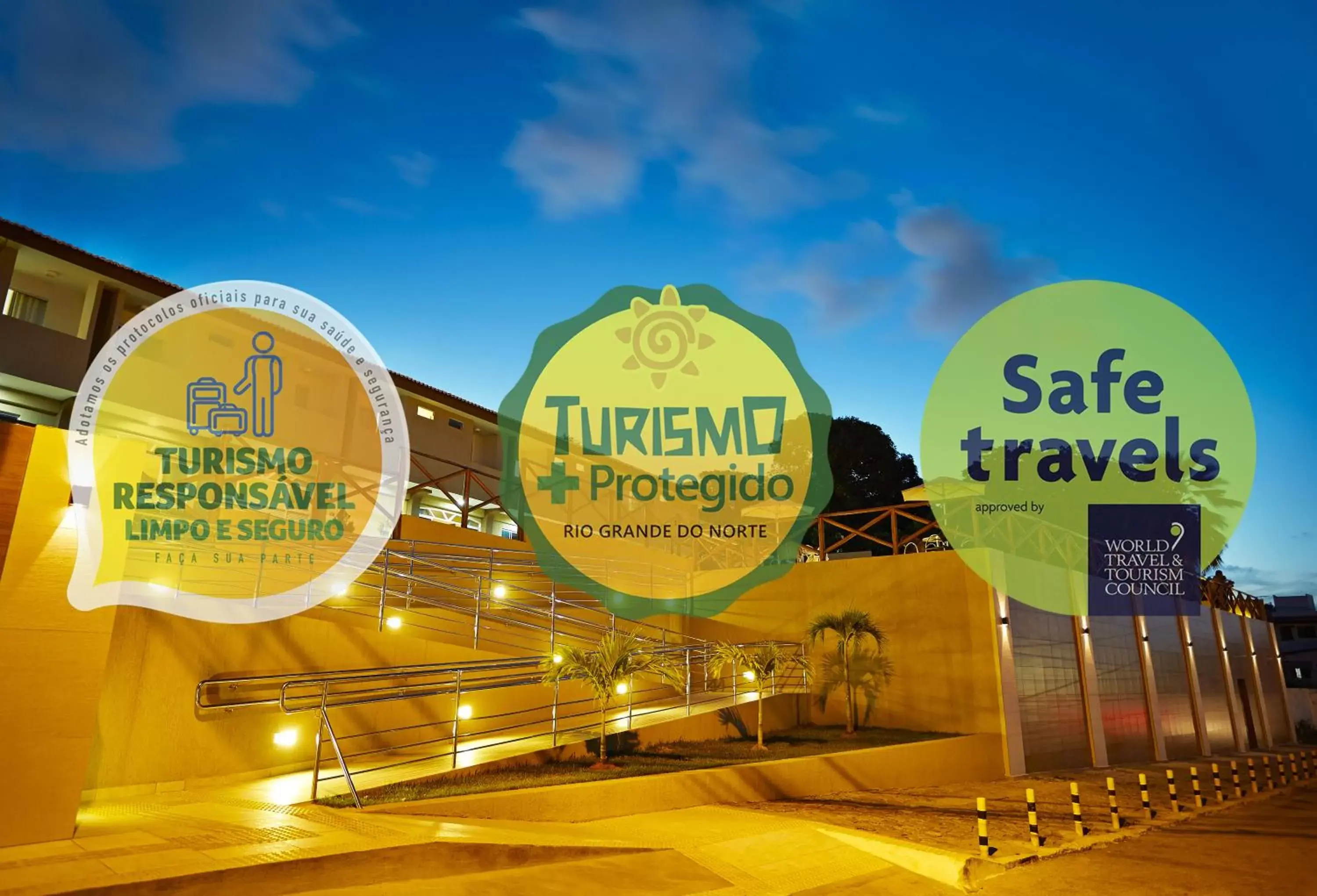 Facade/entrance in El Aram Ponta Negra Facade/entrance in El Aram Ponta Negra