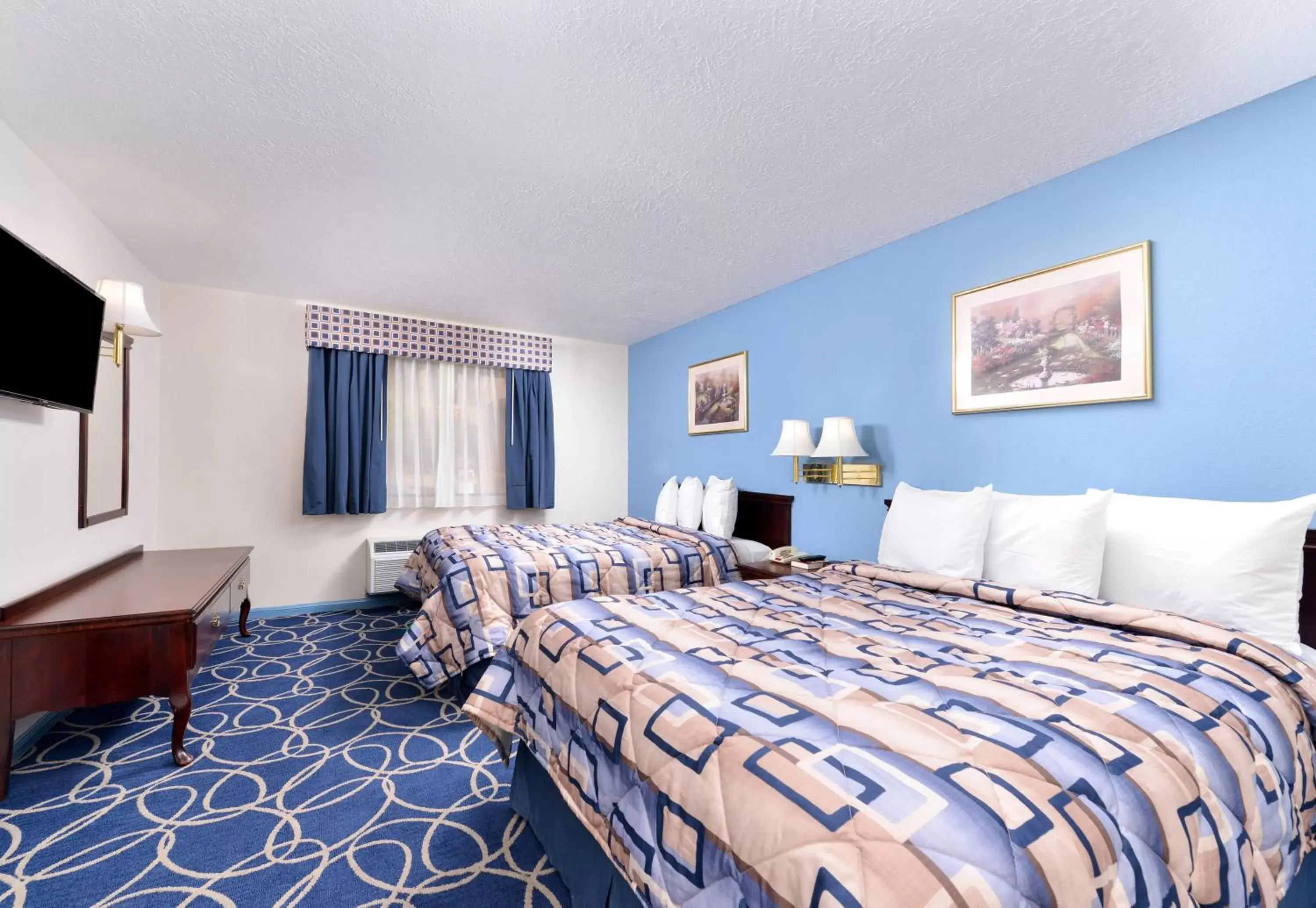 Standard with Two Queen Beds in Americas Best Value Inn and Suites Houston/Northwest Brookhollow
