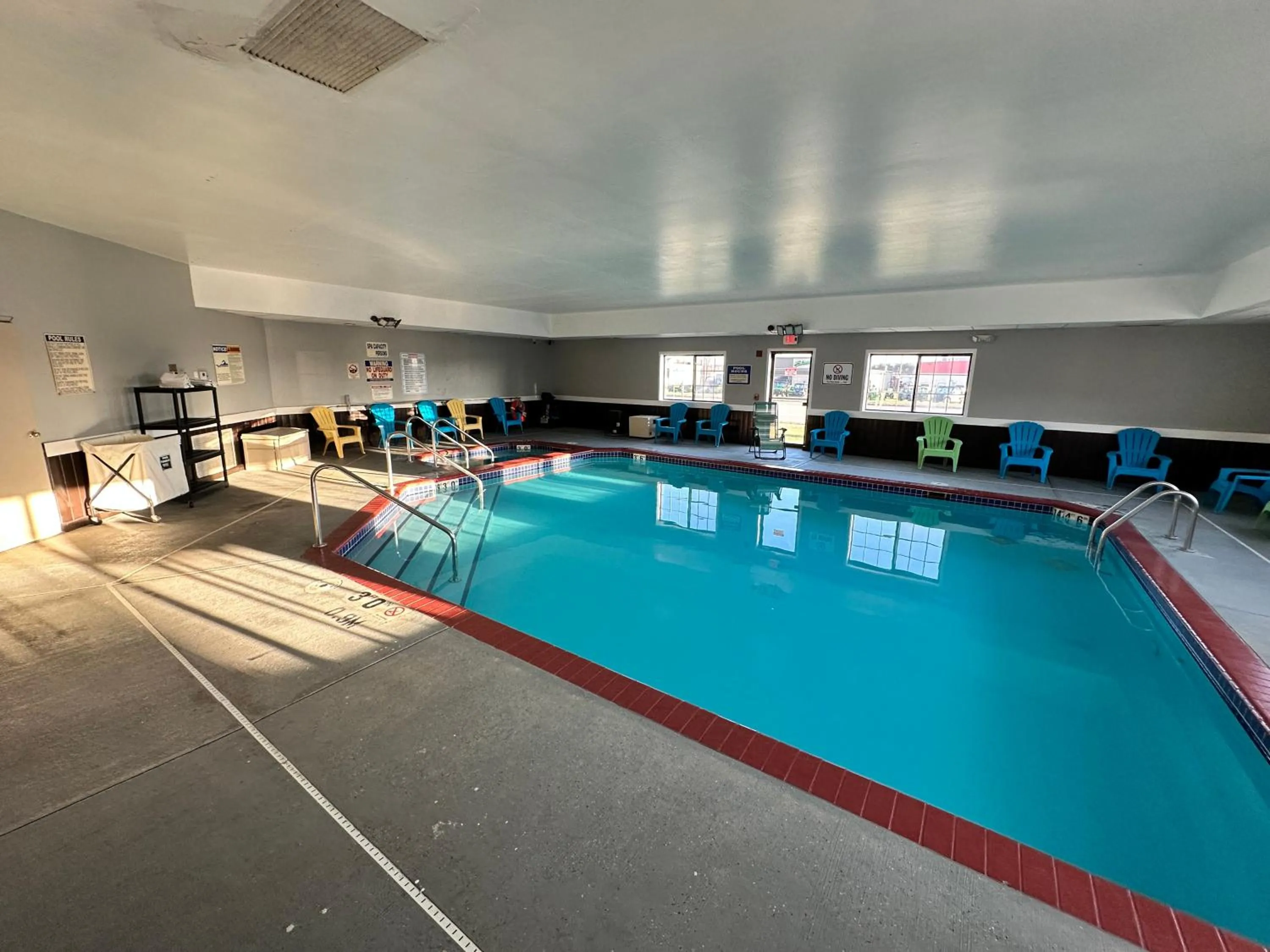 Swimming Pool in Quality Inn Reedsburg