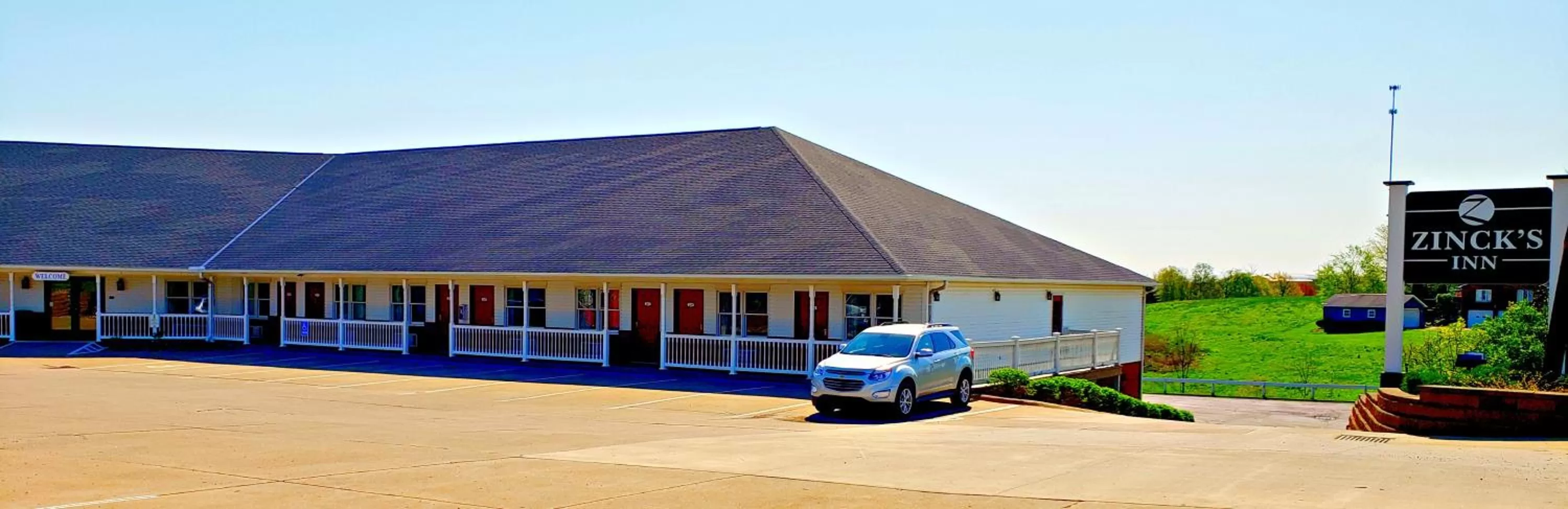 Property building in Berlin Heritage Inn