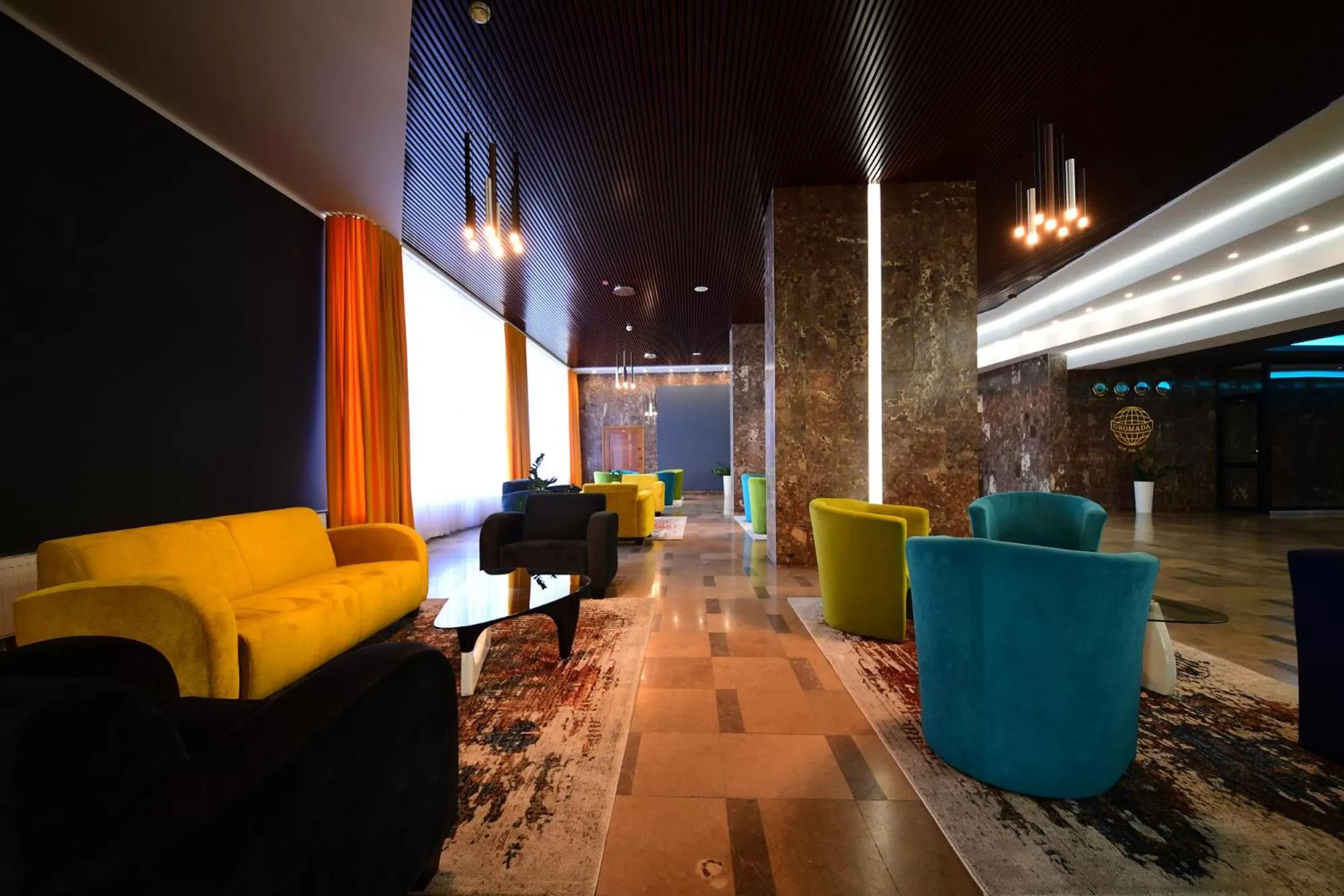 Lobby or reception in Hotel Gromada Pila