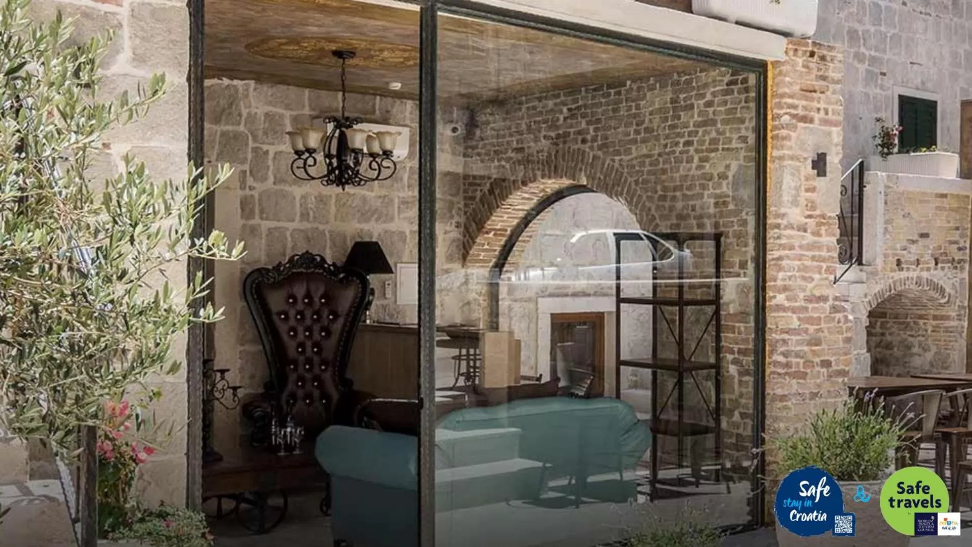Property building in Heritage Palace Varos - MAG Quaint & Elegant Boutique Hotels