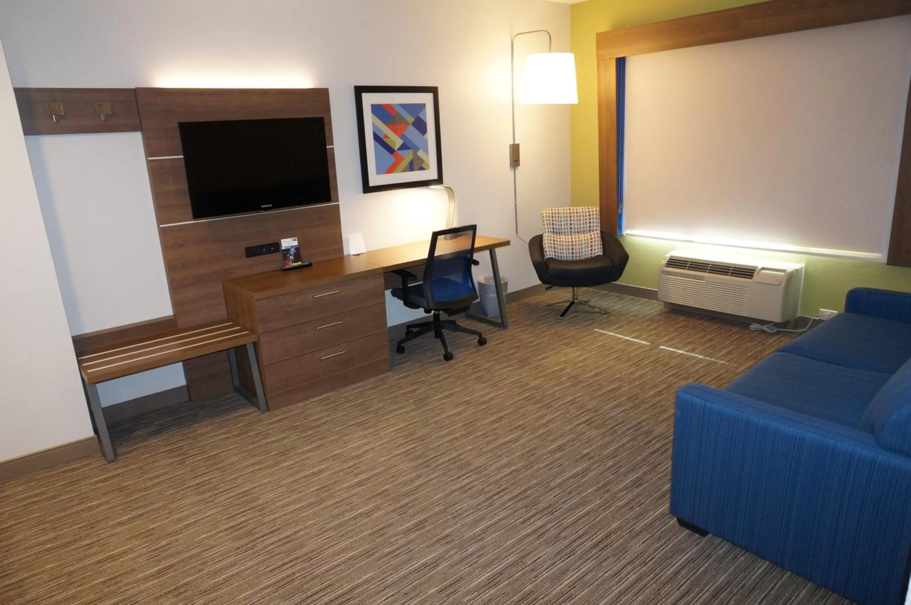 TV and multimedia in Holiday Inn Express Fremont - Milpitas Central by IHG