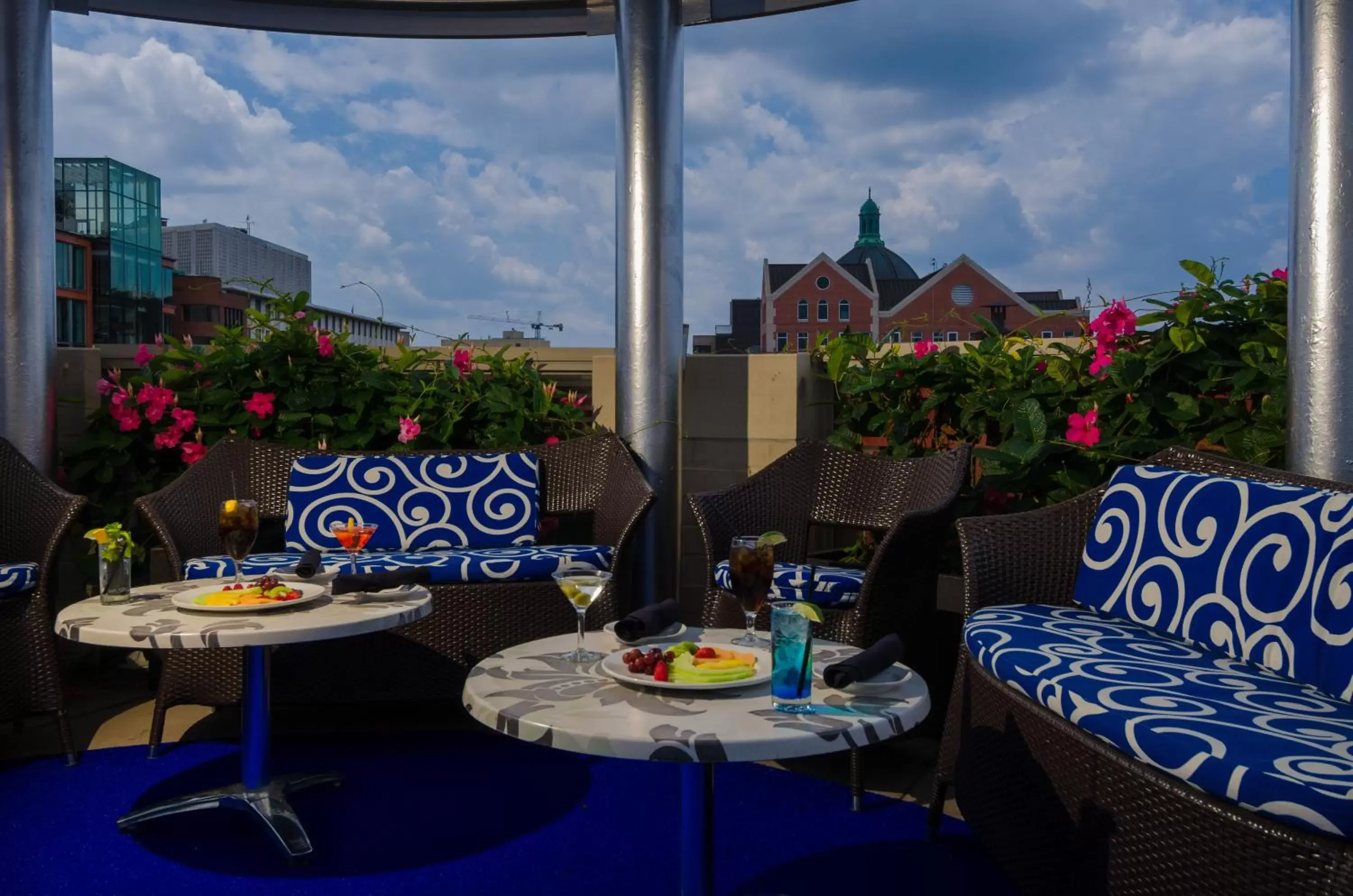 Lounge or bar, Patio/Outdoor Area in Beacon Hotel & Corporate Quarters