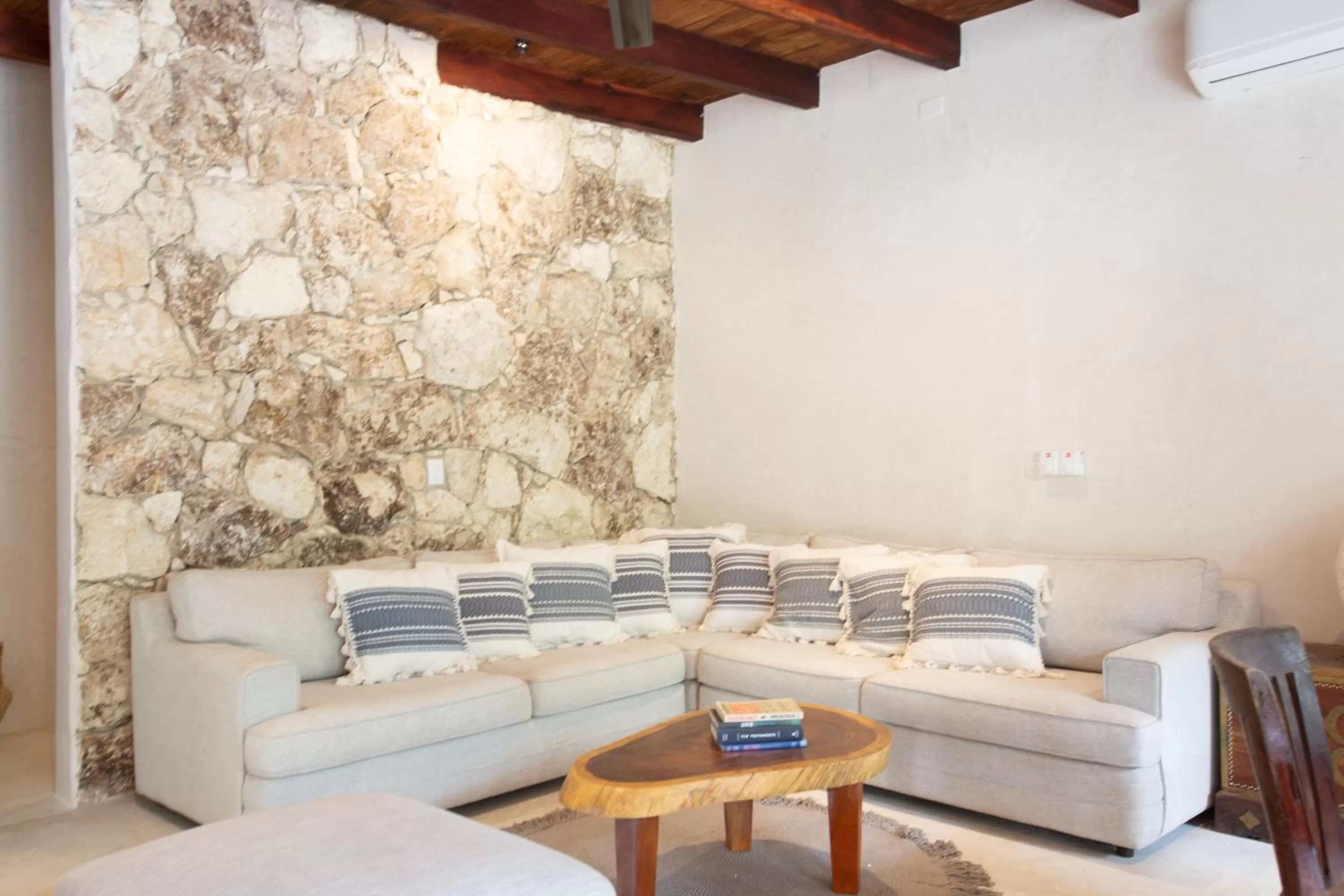 Living room in Amansala Resort