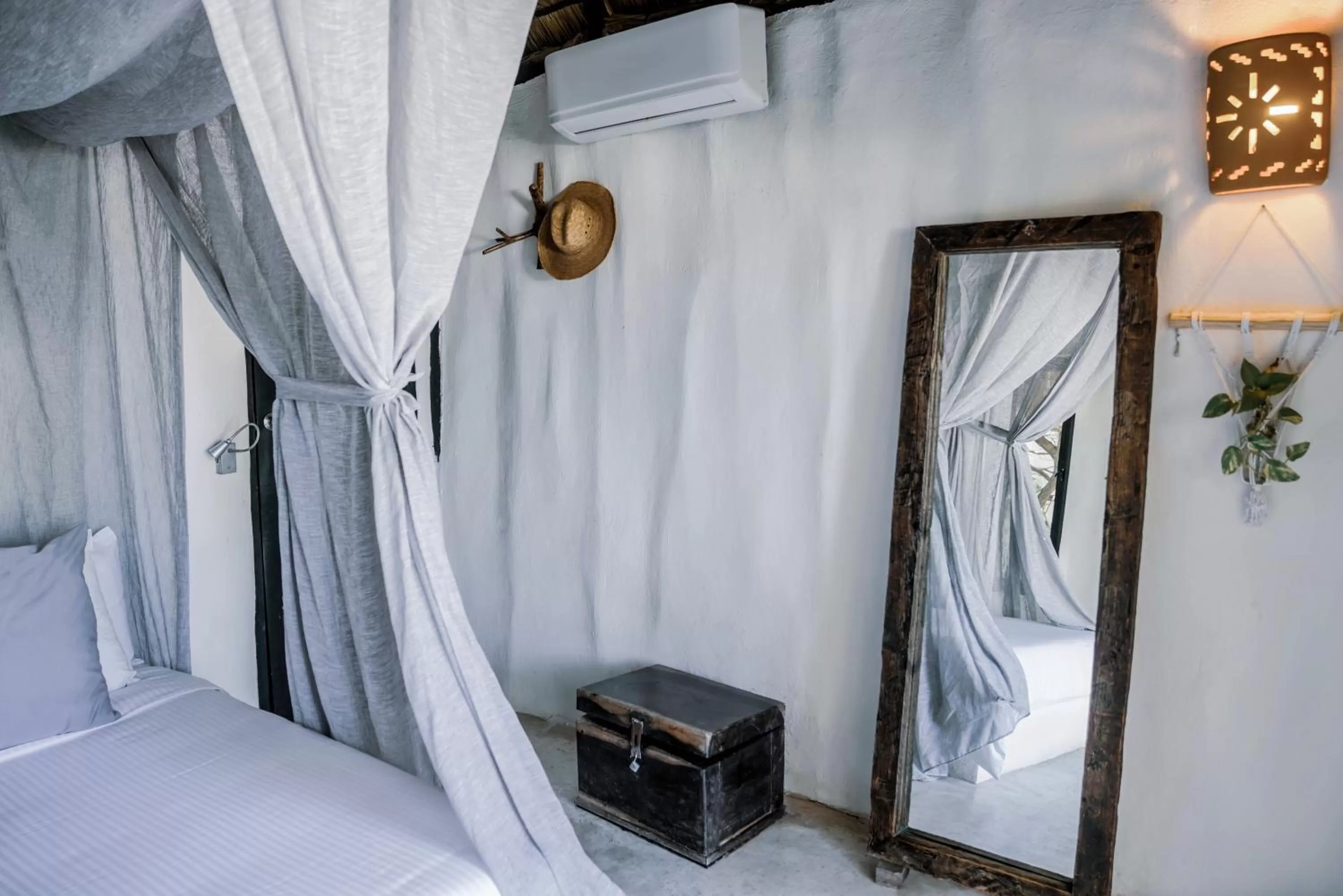 Bed, Seating Area in Coco Tulum Zen Zone Hotel