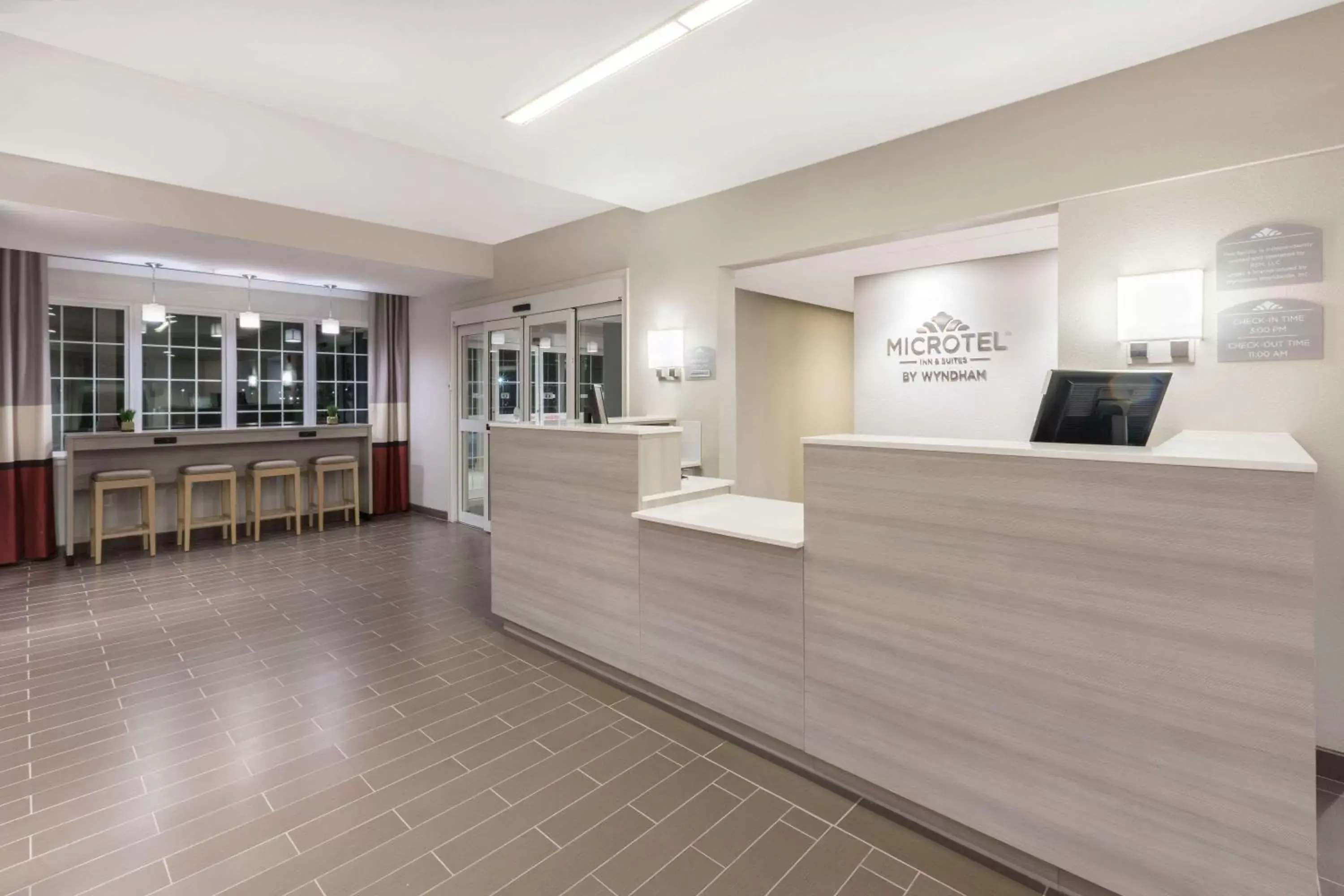 Lobby or reception, Lobby/Reception in Microtel Inn & Suites by Wyndham Perry