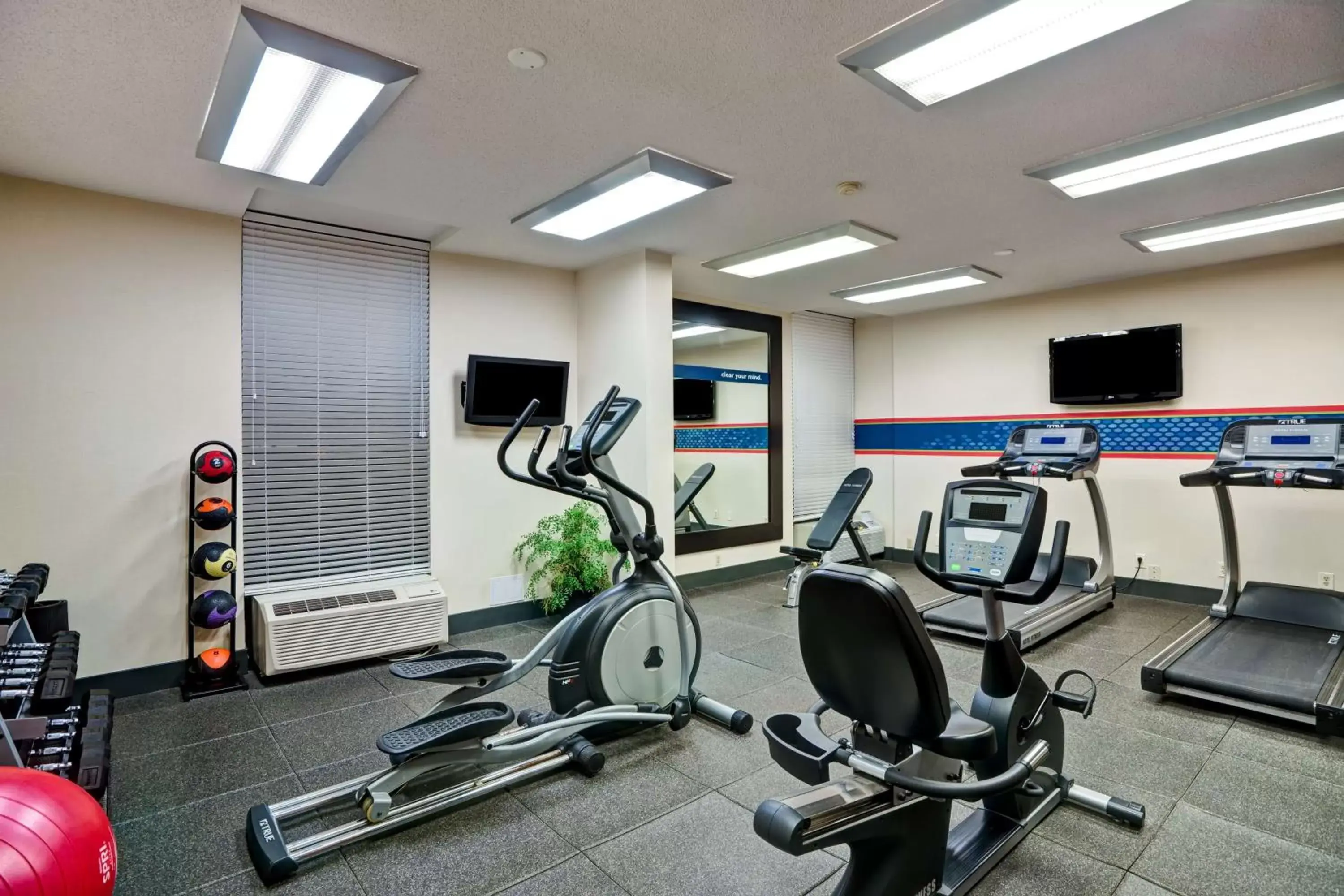 Fitness centre/facilities, Fitness Center/Facilities in Hampton Inn Morgantown