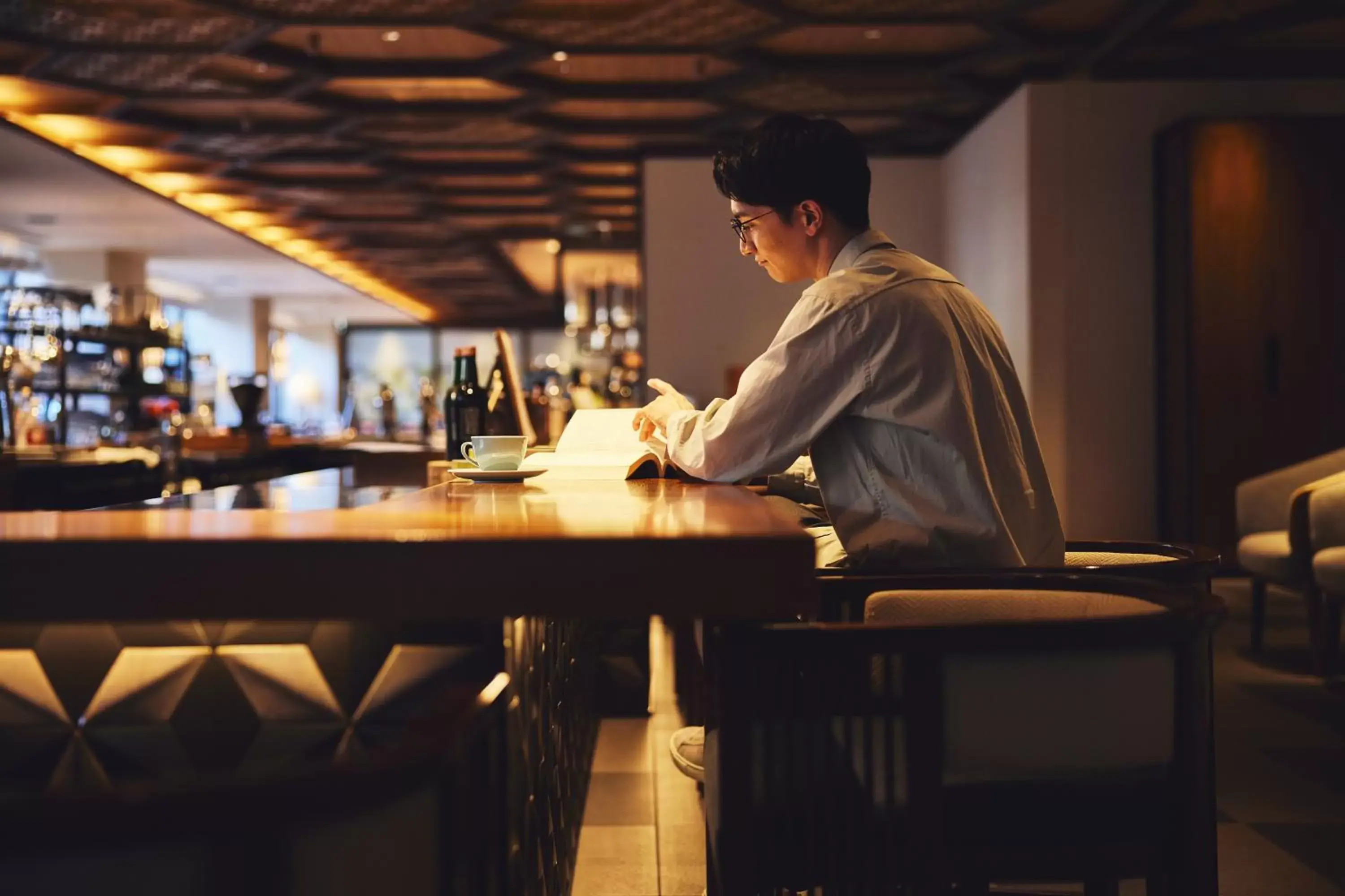 Lounge or bar in Hotel Indigo Hakone Gora, an IHG Hotel