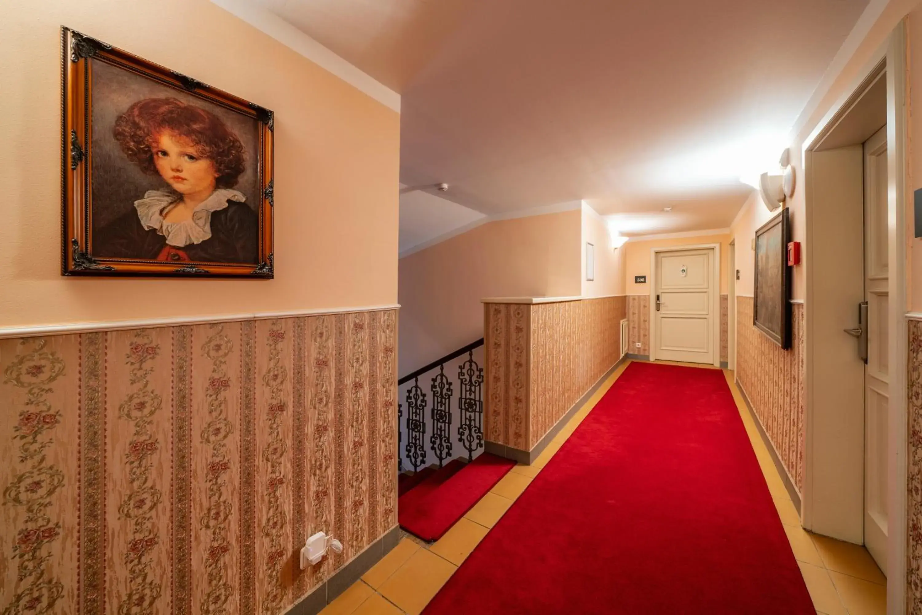 Property building in Hotel Raffaello