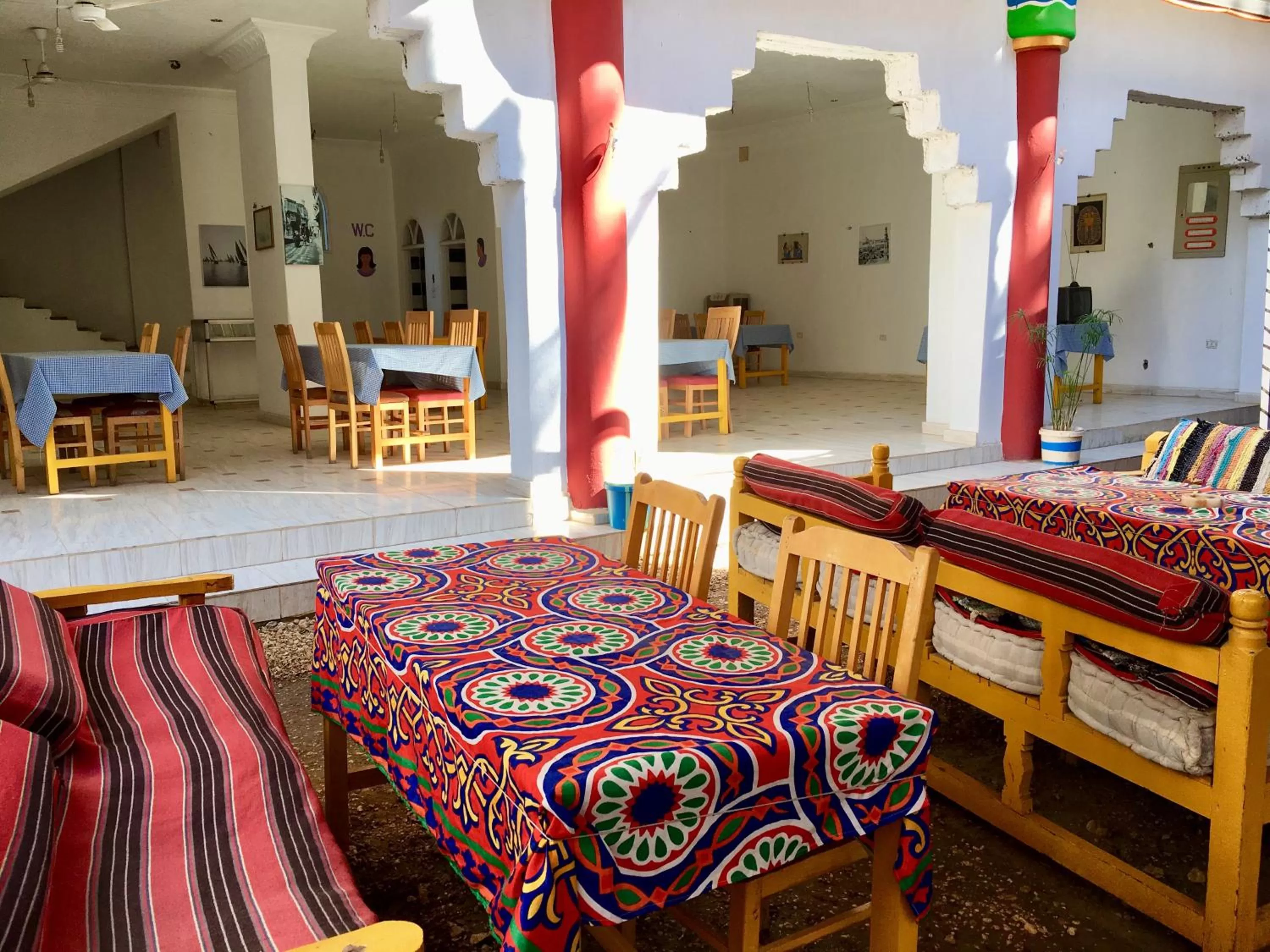 Restaurant/places to eat in Sunflower Guest House Luxor West Bank