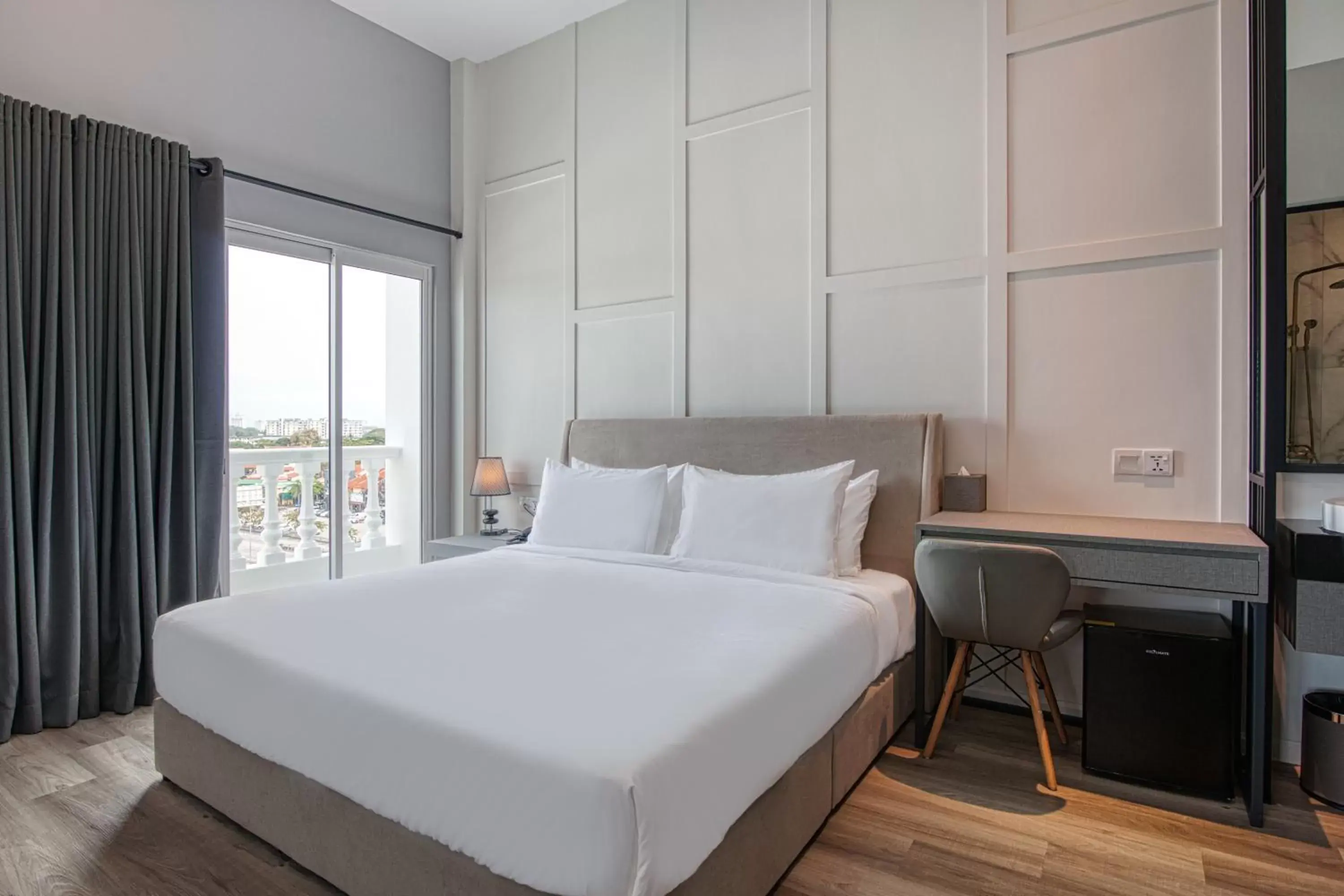 Bed in Wesley Hotel Bed in Wesley Hotel