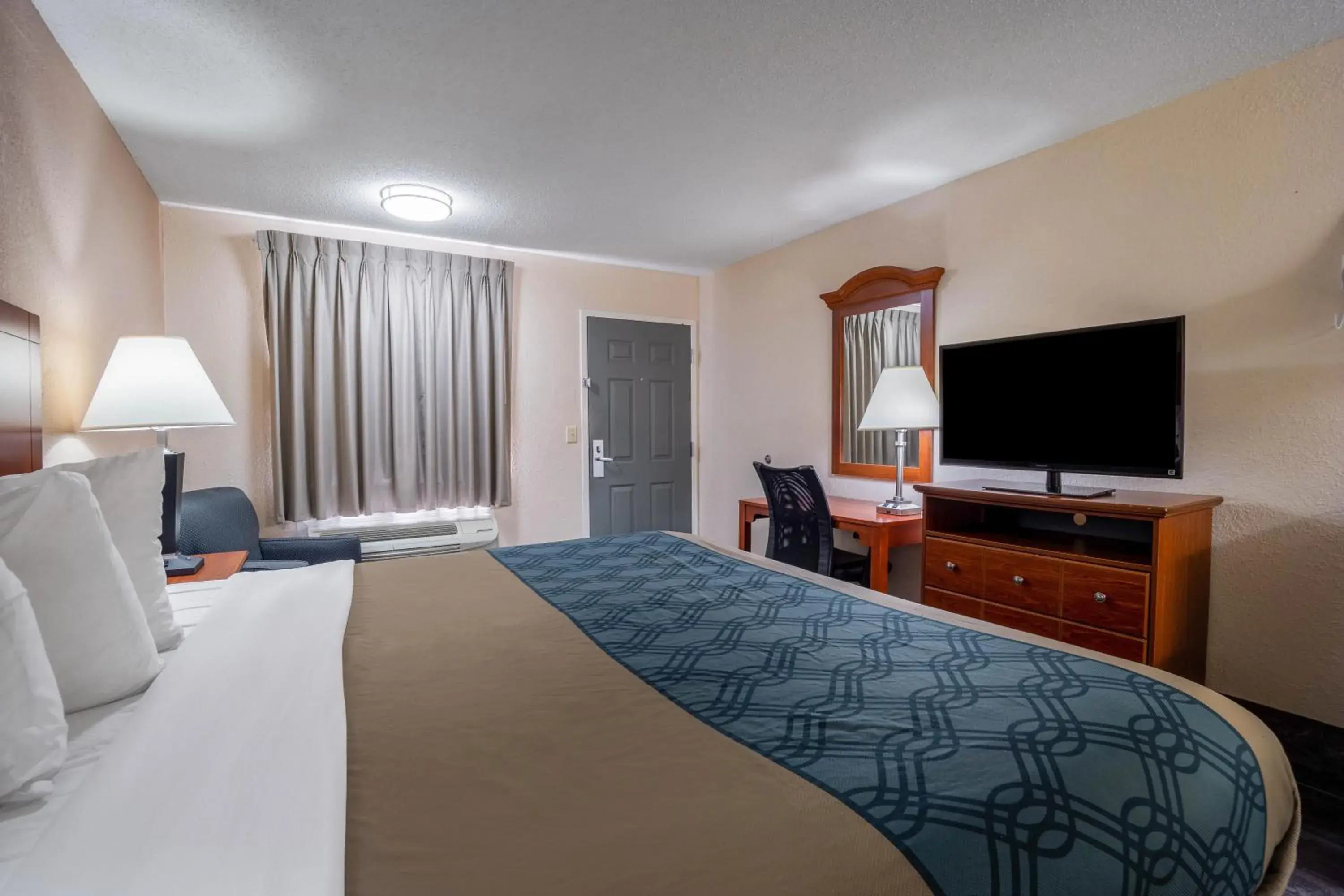 Standard Queen Room with Two Queen Beds- Non Smoking in Econo Lodge Inn & Suites Cayce