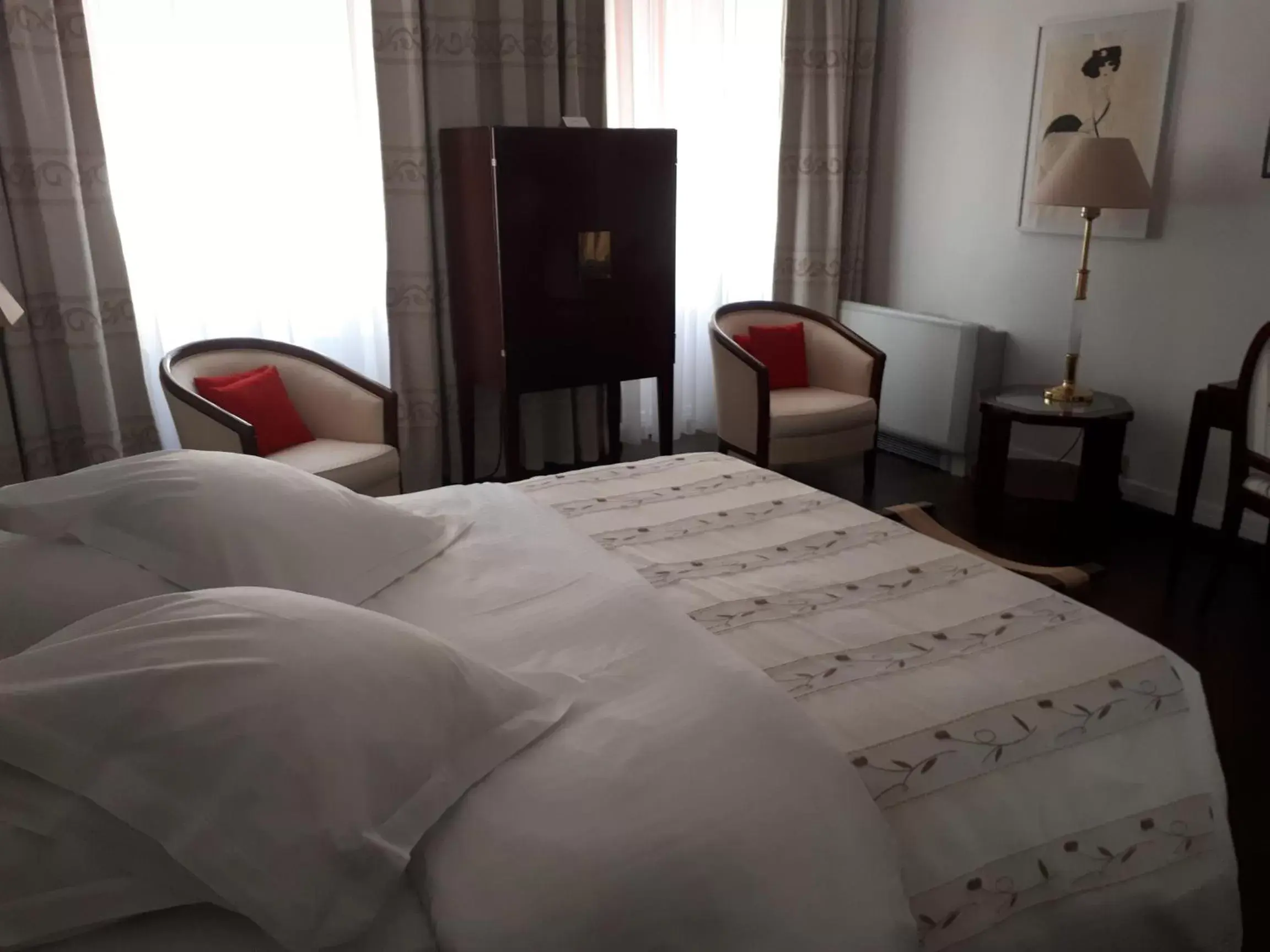 Photo of the whole room, Bed in Hotel Du Parc - Mulhouse Centre