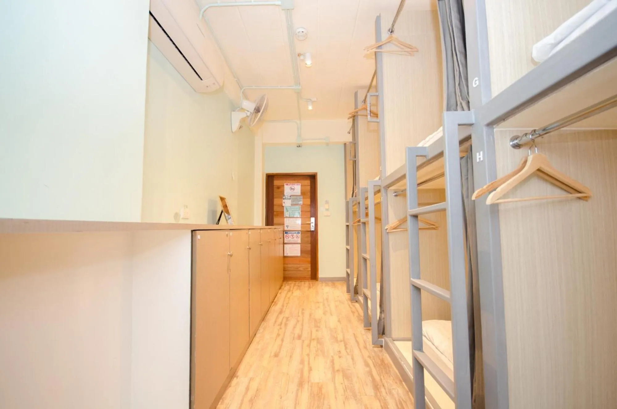 bunk bed in Good Day Hostel