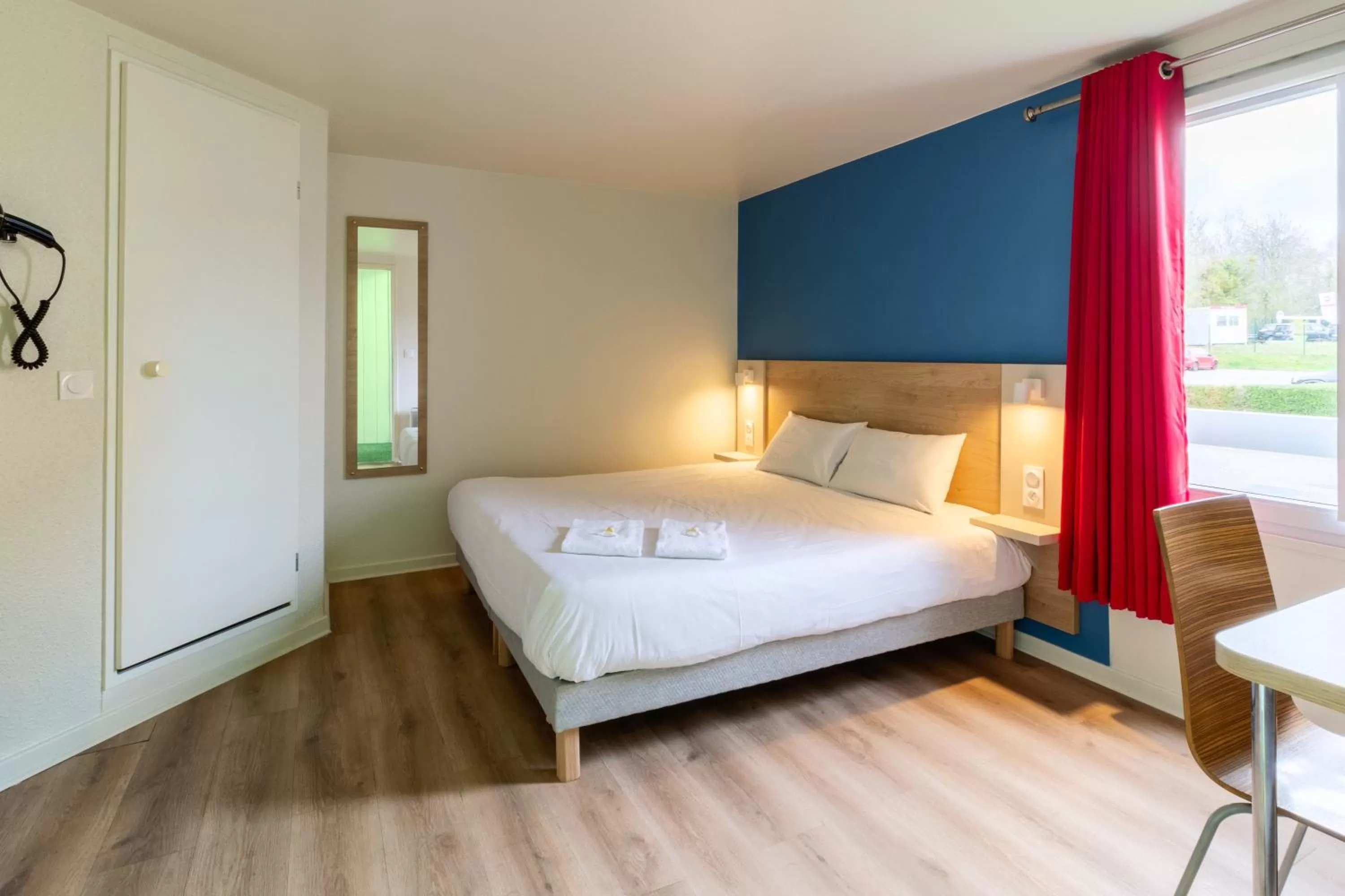 Photo of the whole room, Bed in Kyriad Direct Rouen Nord - Barentin