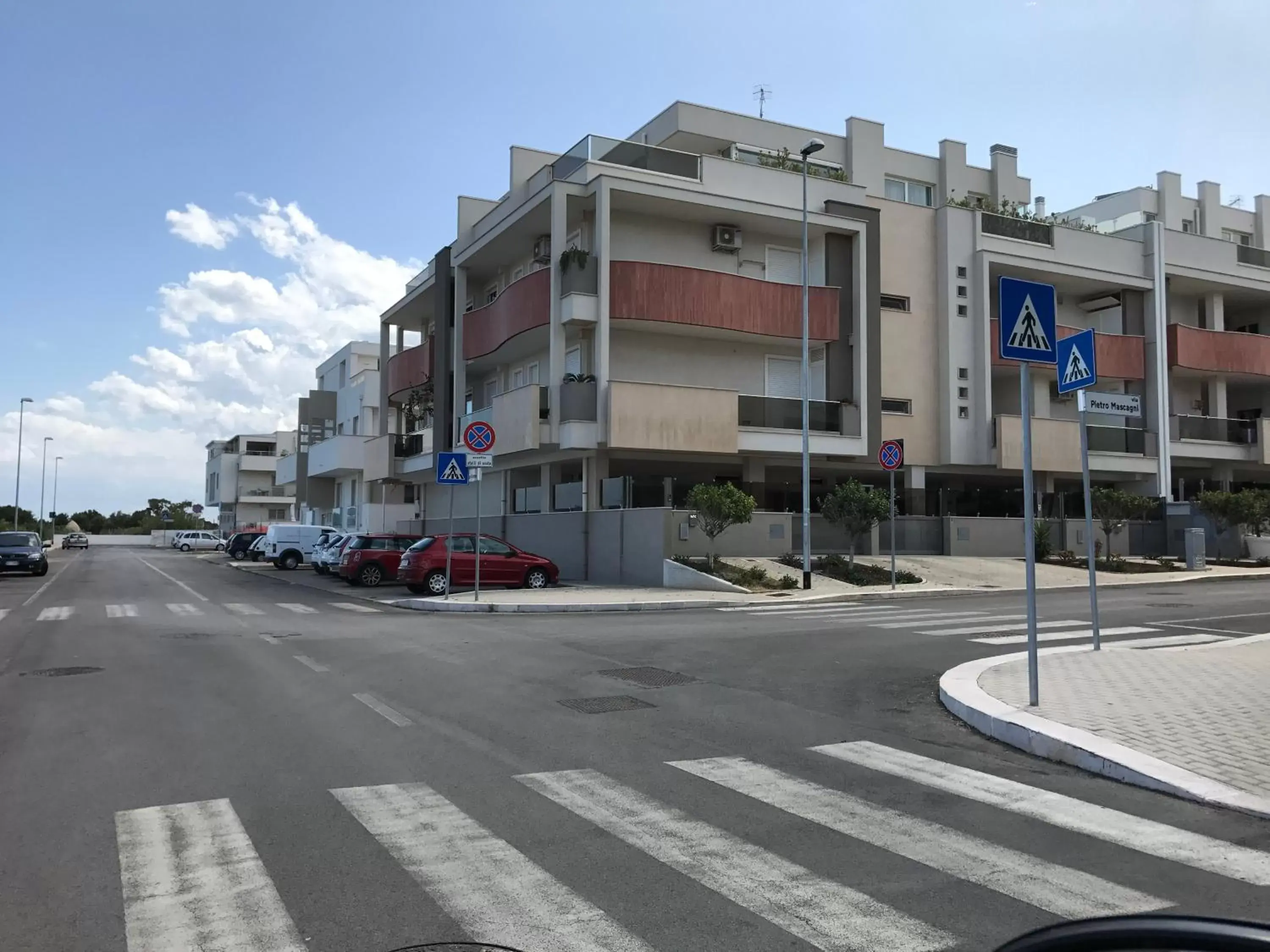 Nearby landmark, Property Building in Amare il Mare