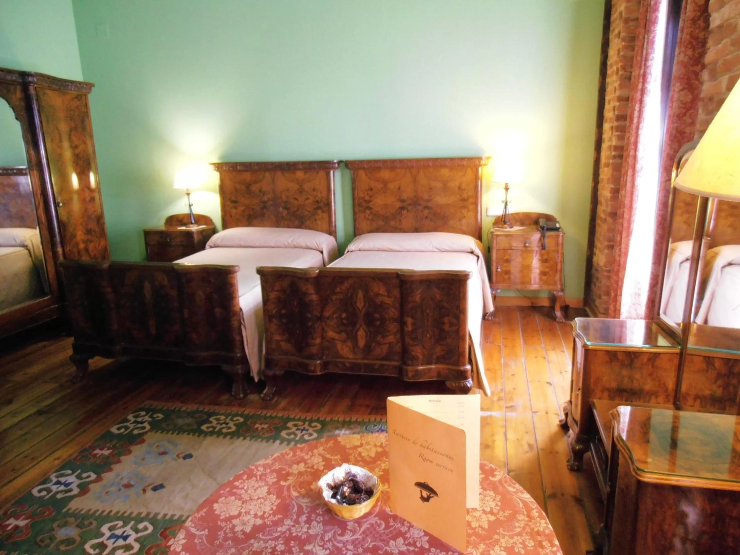 Photo of the whole room, Bed in Hotel La Posada Regia