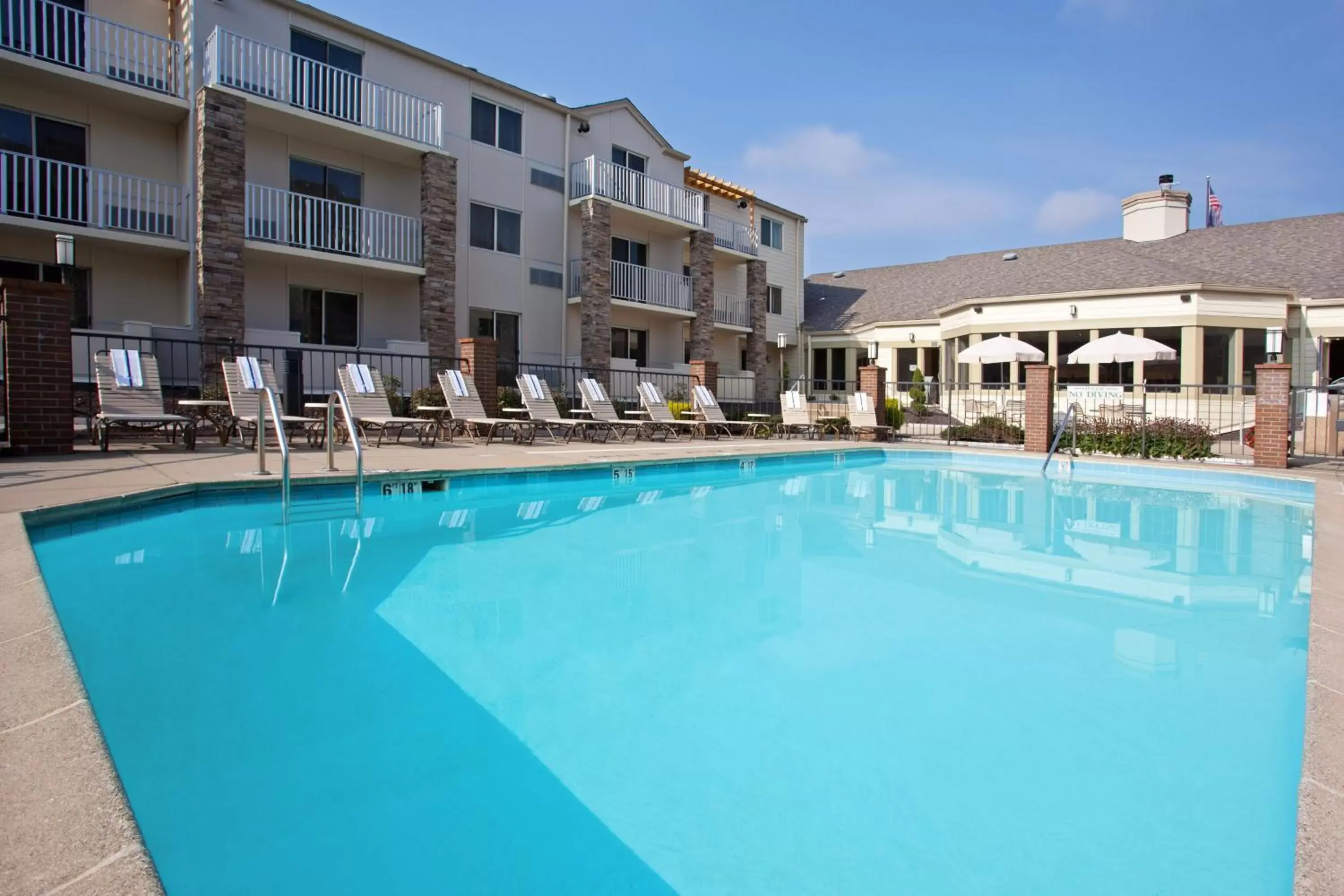Swimming Pool in Holiday Inn Express Hotel & Suites Pittsburgh Airport, an IHG Hotel