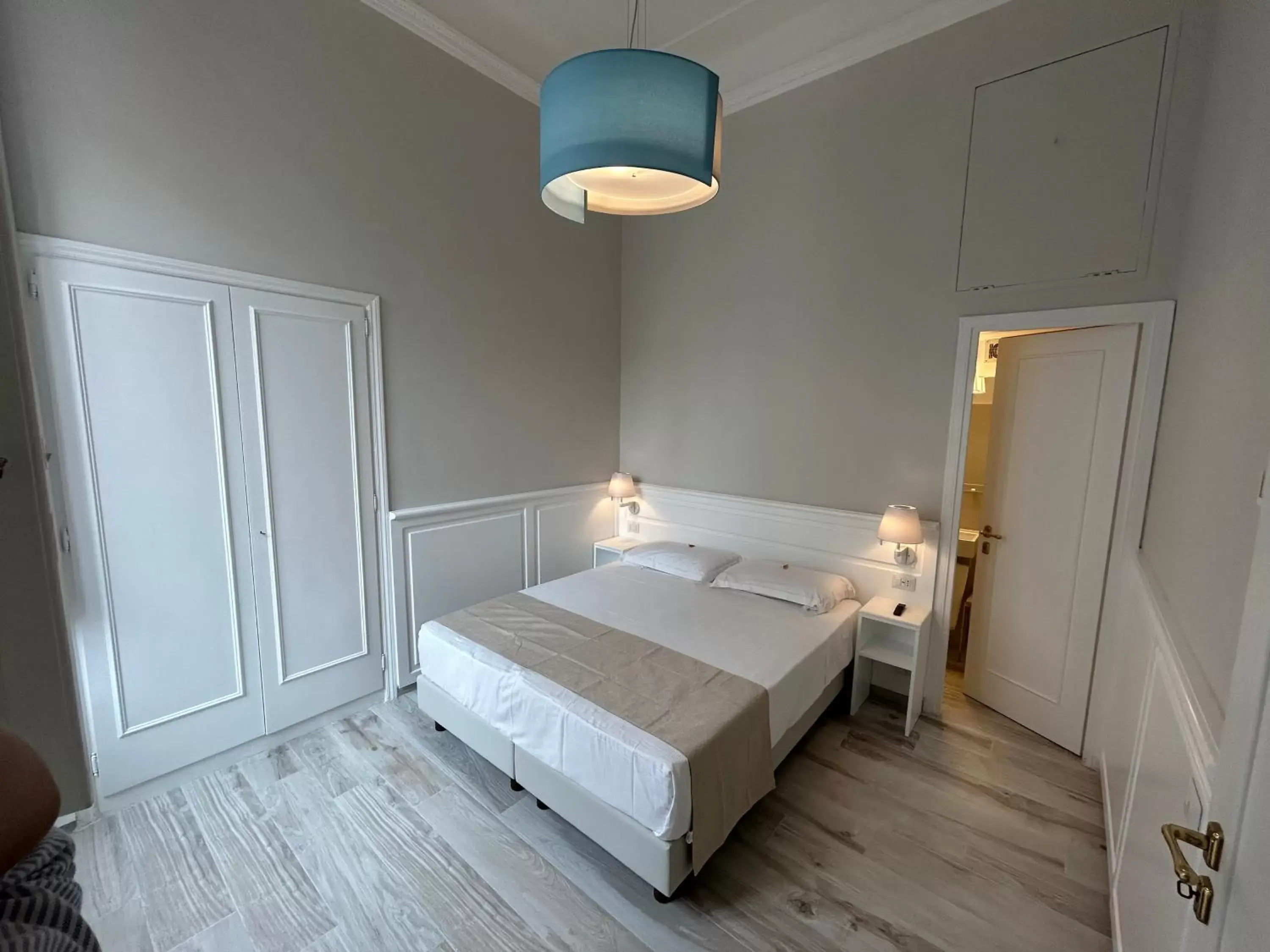 Bedroom, Bed in Aenea Superior Inn