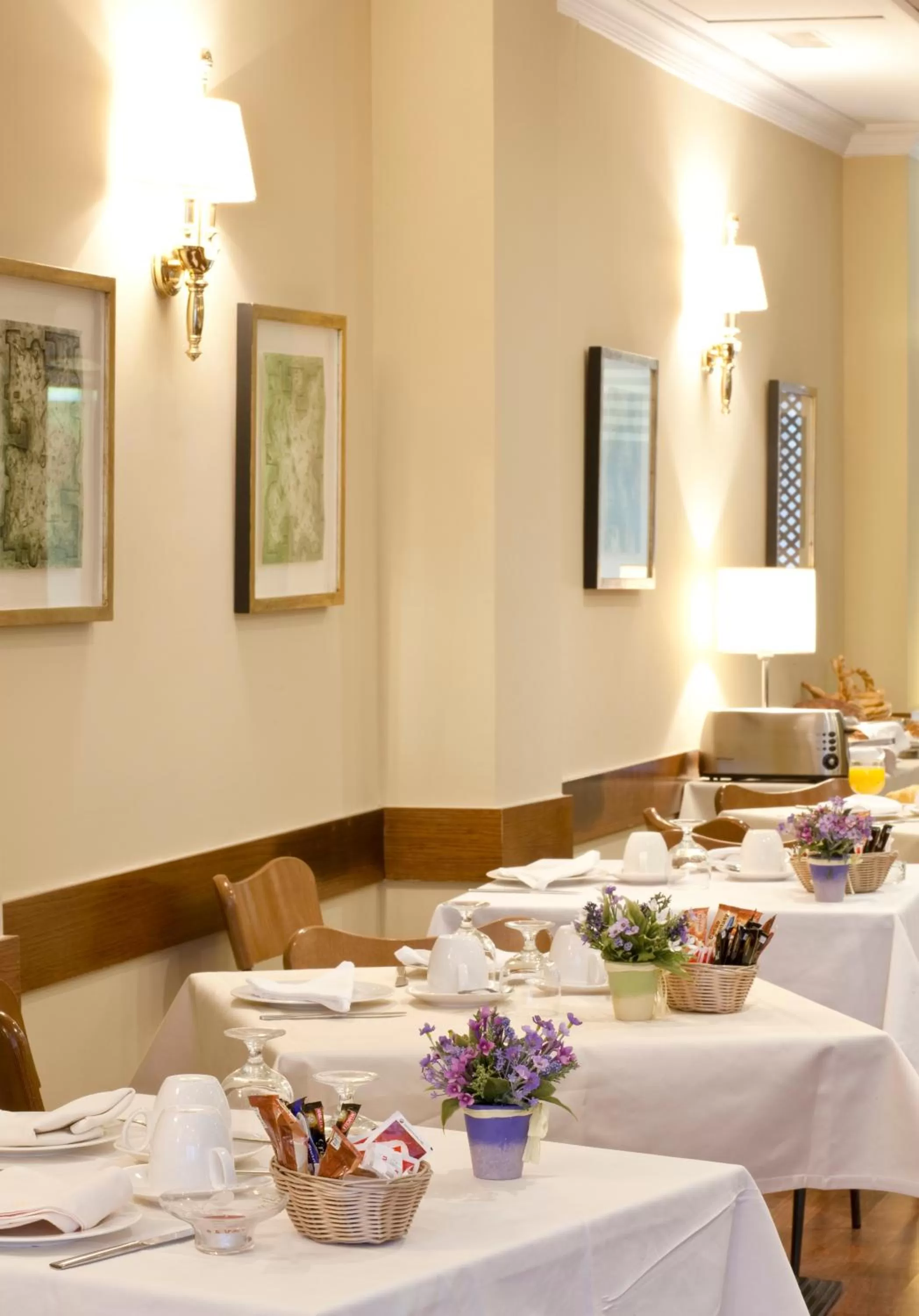 Restaurant/places to eat in Suites Barrio de Salamanca